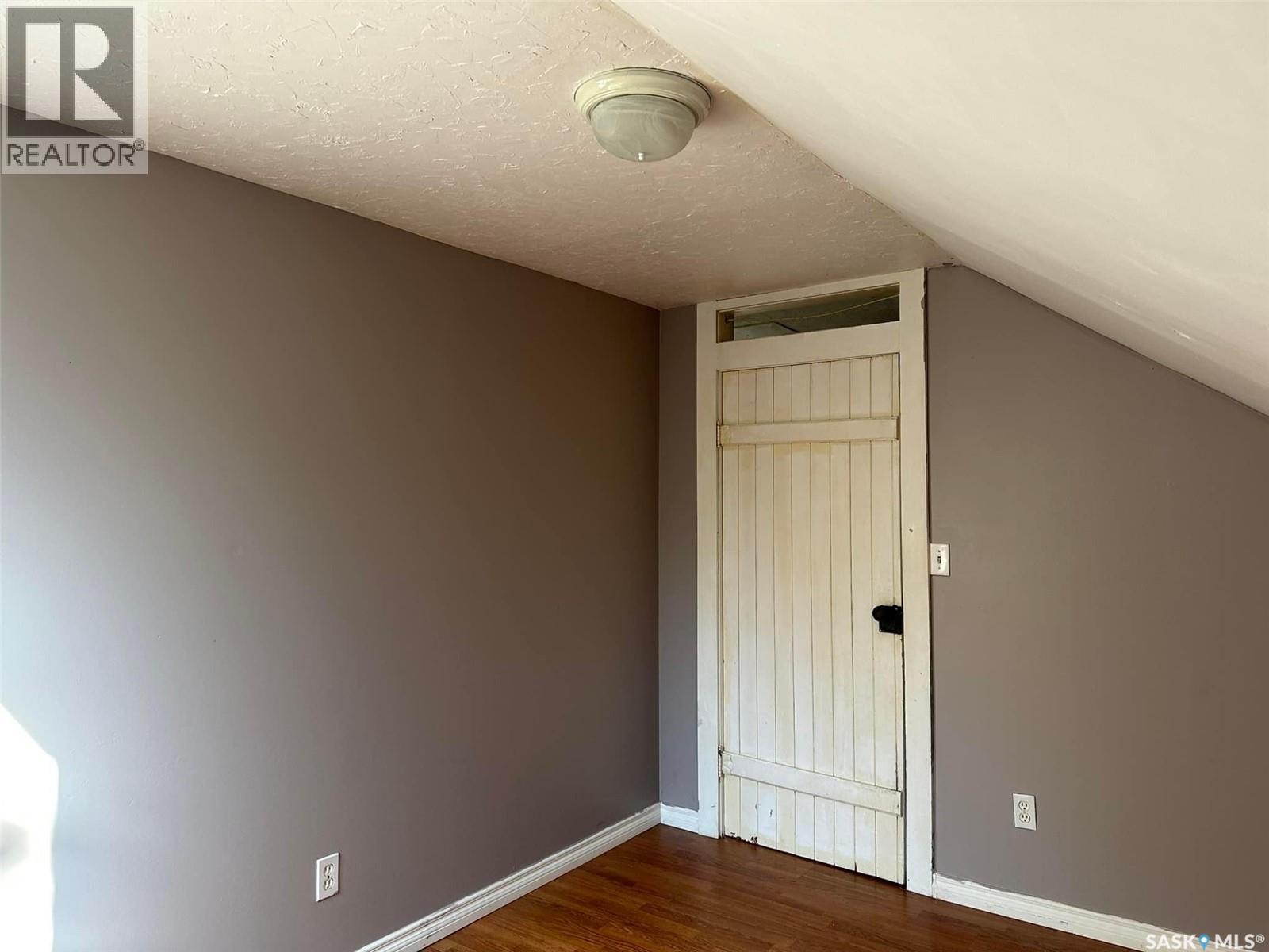 202 1st Avenue NW, Preeceville, Saskatchewan  S0A 3B0 - Photo 11 - SK030155