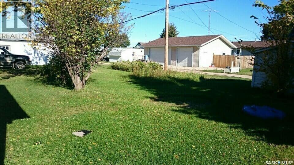 202 1st Avenue NW, Preeceville, Saskatchewan  S0A 3B0 - Photo 33 - SK030155