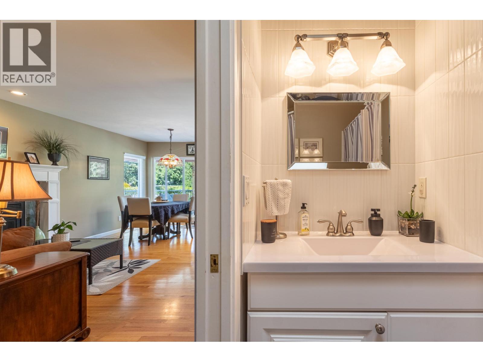 7904 Redrooffs Road, Halfmoon Bay, British Columbia  V7Z 1A4 - Photo 22 - R3115800