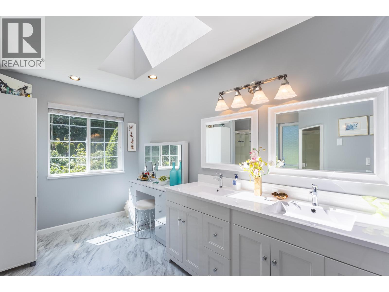 7904 Redrooffs Road, Halfmoon Bay, British Columbia  V7Z 1A4 - Photo 28 - R3115800