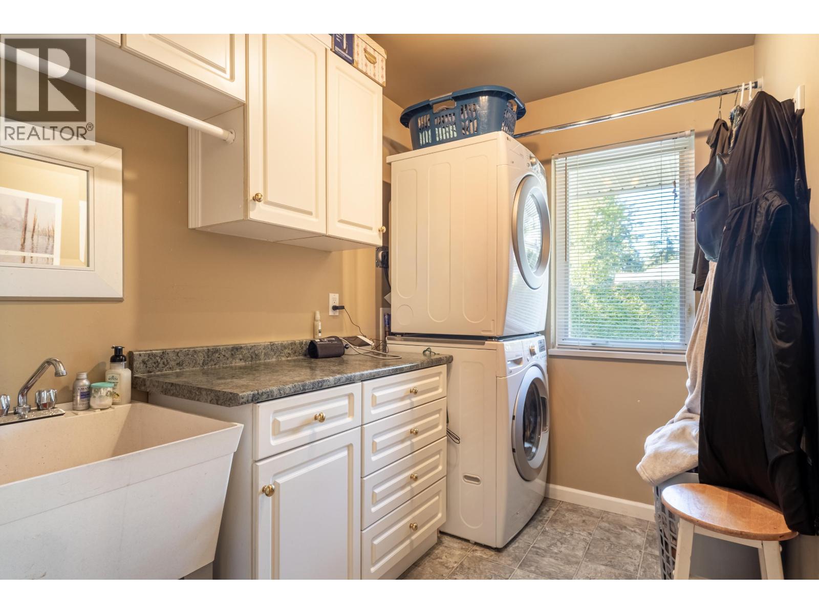 7904 Redrooffs Road, Halfmoon Bay, British Columbia  V7Z 1A4 - Photo 40 - R3115800