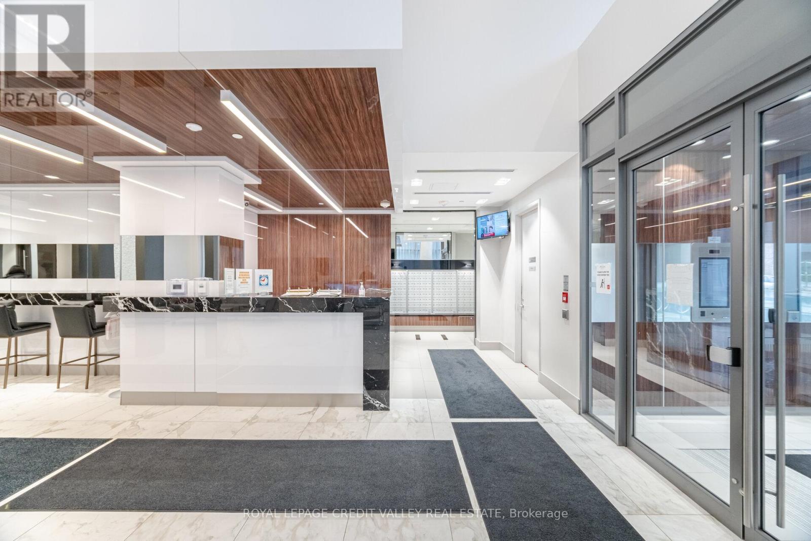 1905 - 32 Forest Manor Road, Toronto, Ontario  M2J 1M5 - Photo 3 - C13044700