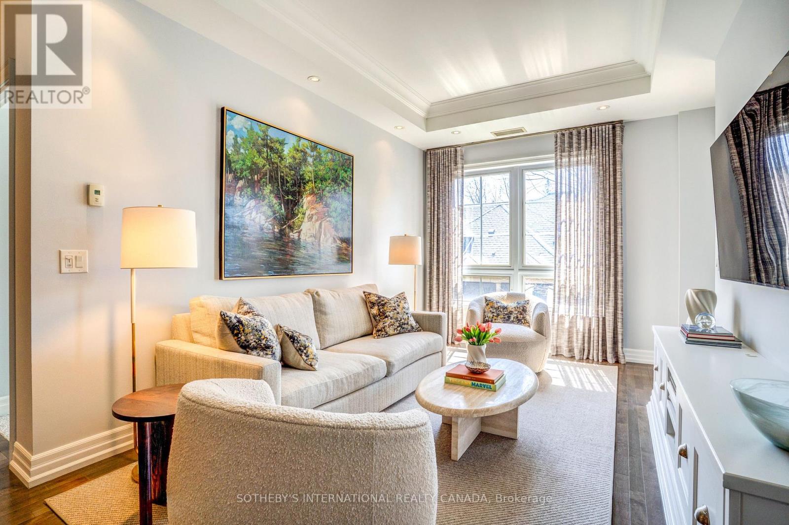 225 - 21 Burkebrook Place, Toronto, Ontario  M4G 0A2 - Photo 3 - C12886952