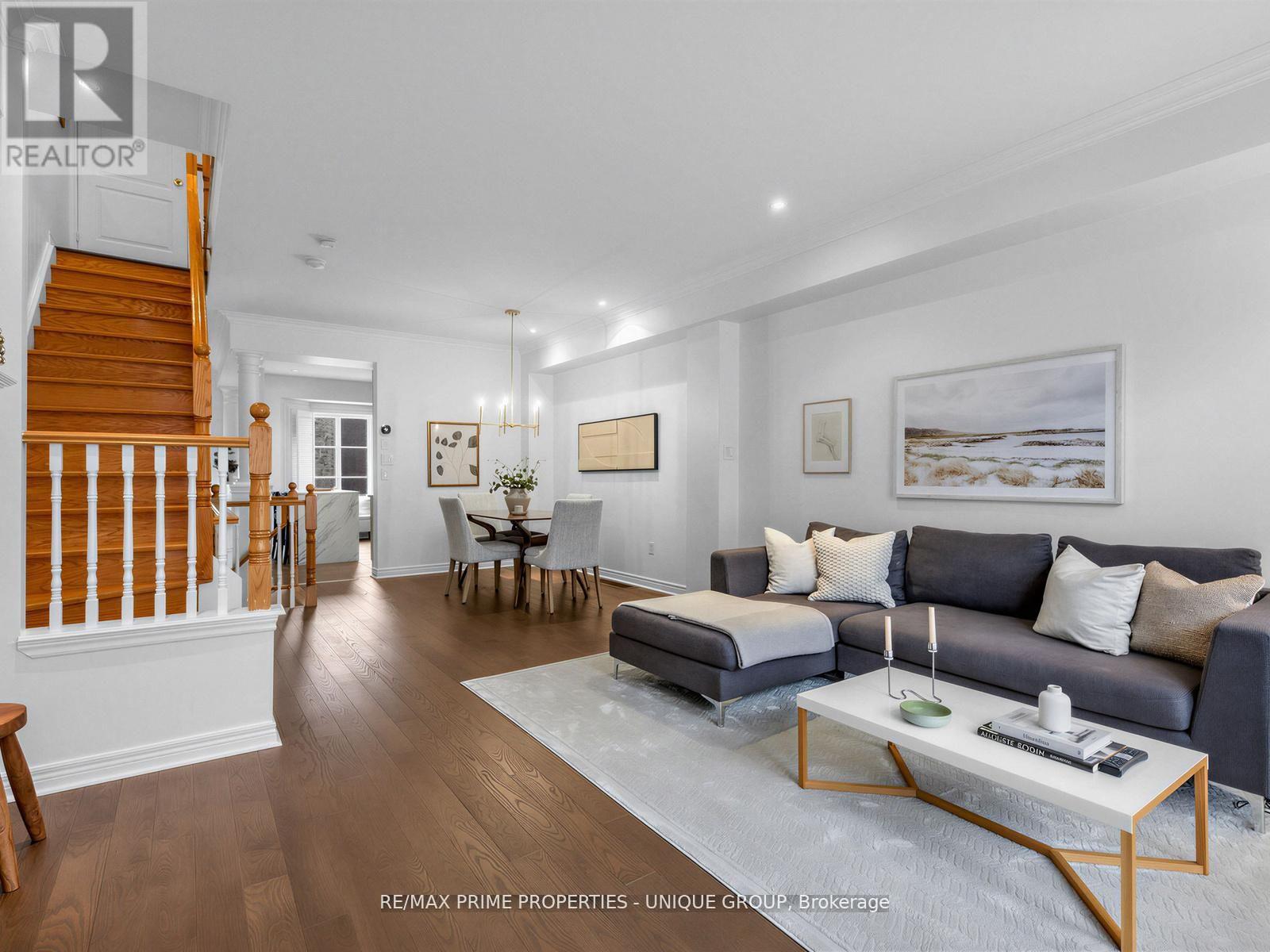 19 James Stock Path, Toronto, Ontario  M8Z 6C6 - Photo 7 - W12967146