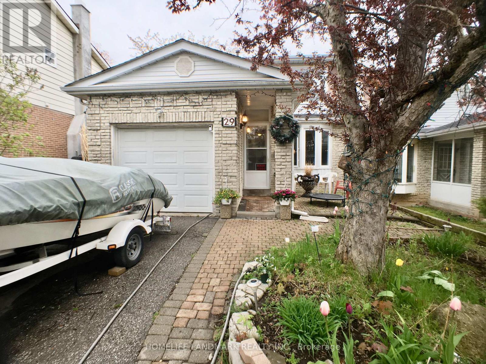 MAIN+UPPER - 29 WEST BOROUGH STREET, Markham, Ontario