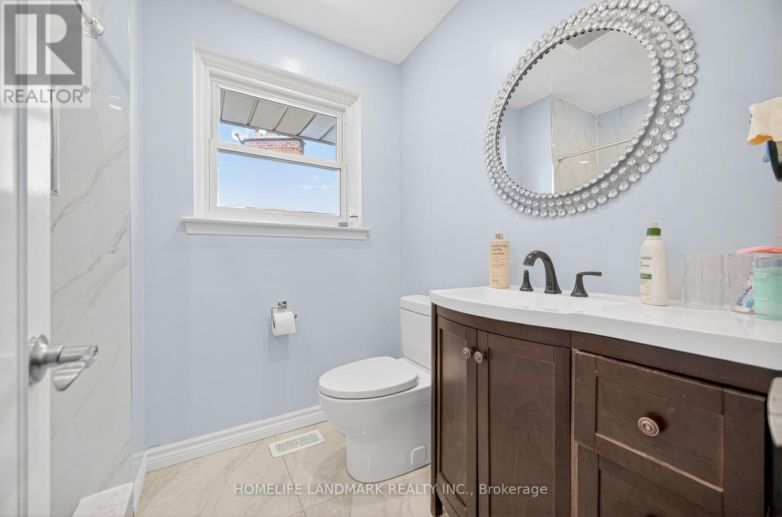 6 Willowgate Drive, Markham, Ontario  L3P 1G2 - Photo 11 - N13044690