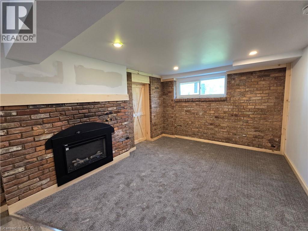 617 South Townline Road Unit# B, Stoney Creek, Ontario  L8J 3N9 - Photo 2 - 40824142