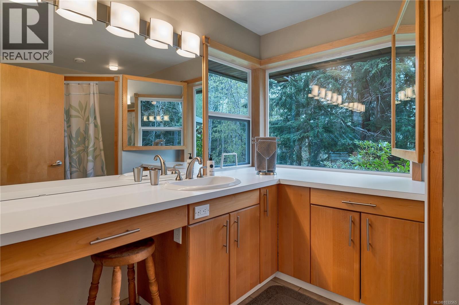 4901 Argonaut Rd, Campbell River, British Columbia  V9H 1P3 - Photo 6 - 1032565