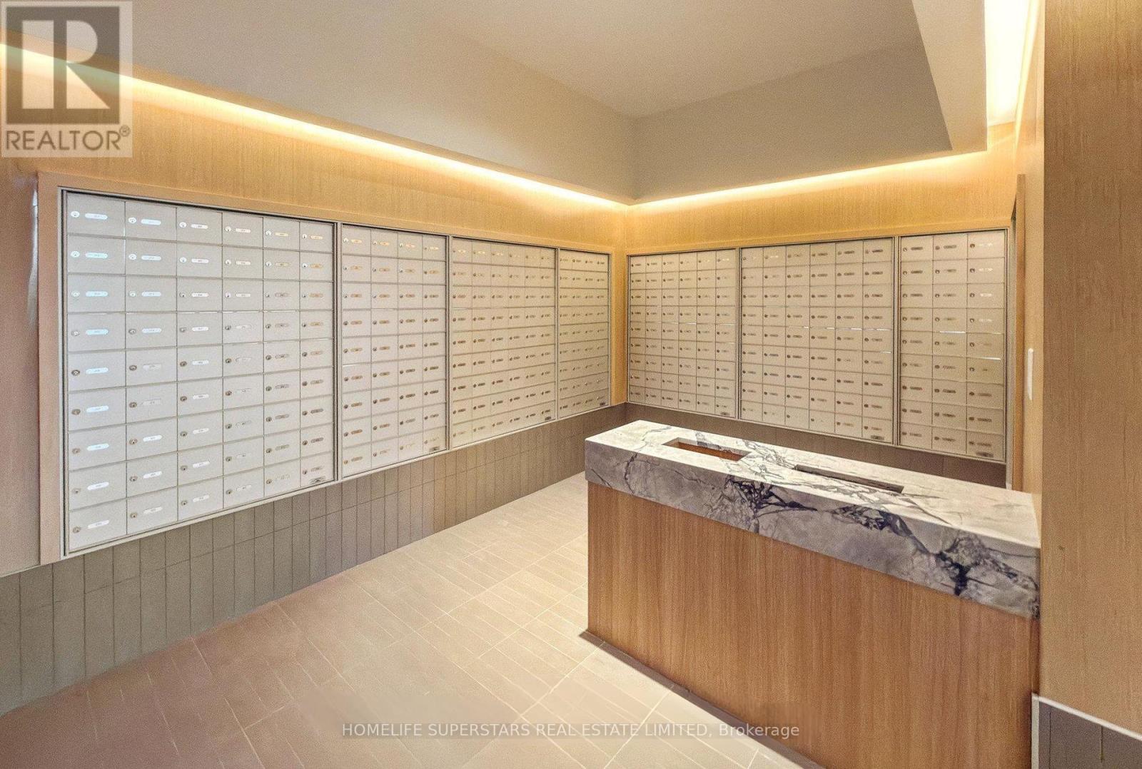 4702 - 395 Square One Drive, Mississauga, Ontario  L5B 0P6 - Photo 19 - W13044706