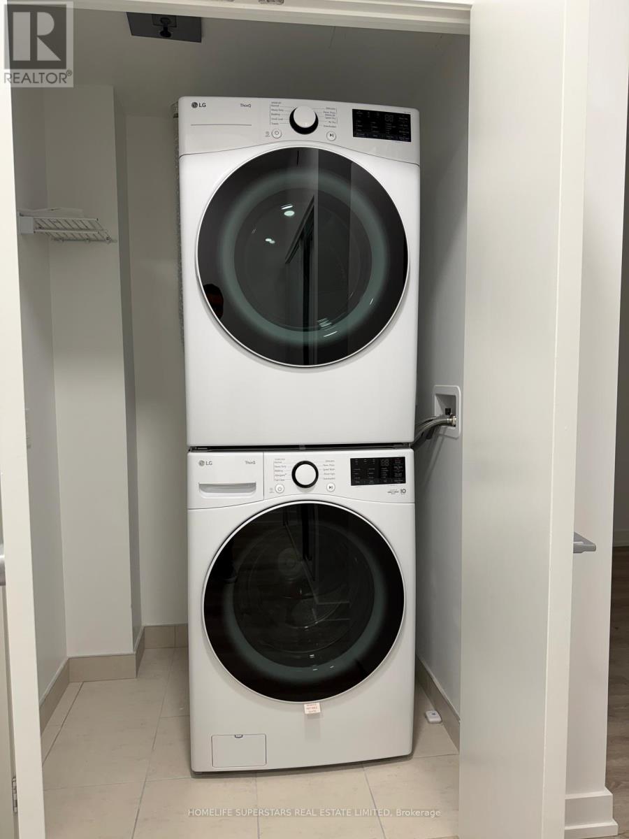 4702 - 395 Square One Drive, Mississauga, Ontario  L5B 0P6 - Photo 28 - W13044706