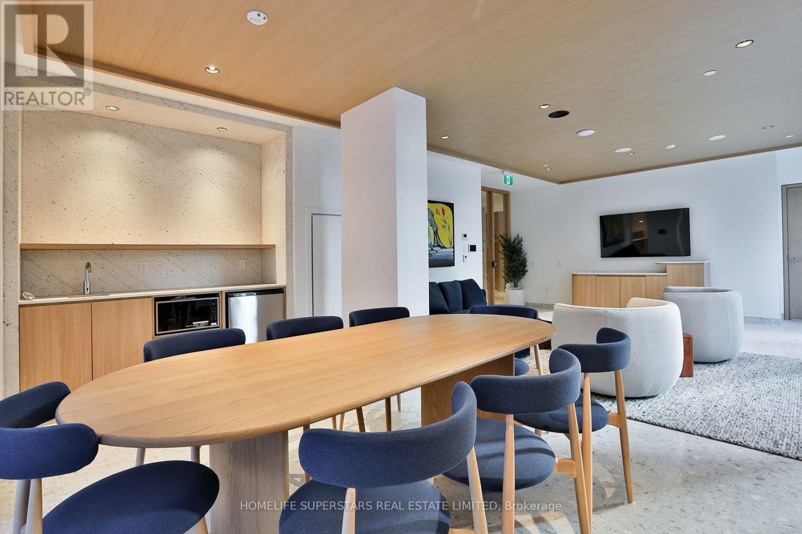 4702 - 395 Square One Drive, Mississauga, Ontario  L5B 0P6 - Photo 5 - W13044706