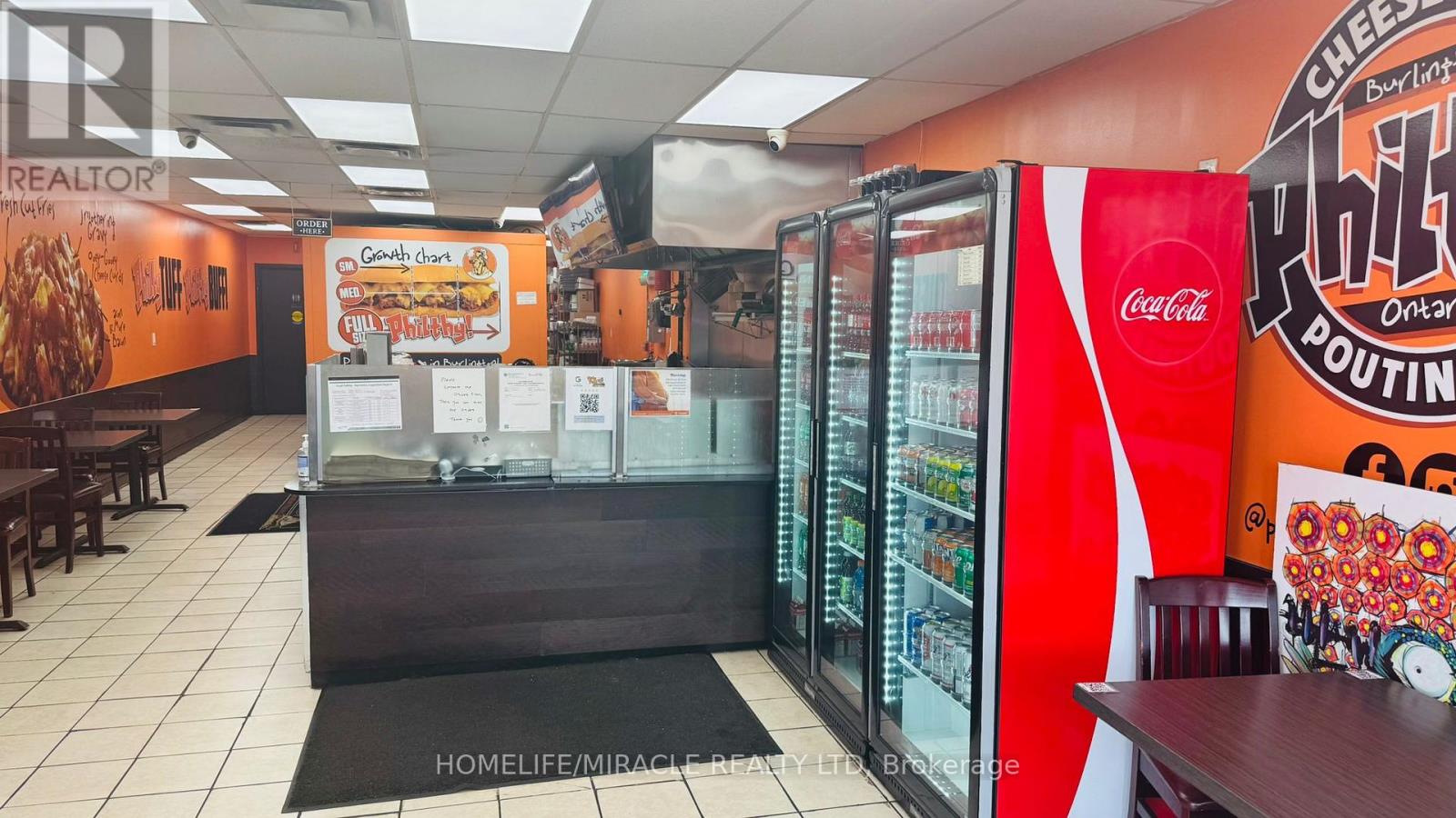 2 - 2405 Fairview Street, Burlington, Ontario  L7R 2E4 - Photo 3 - W13044716