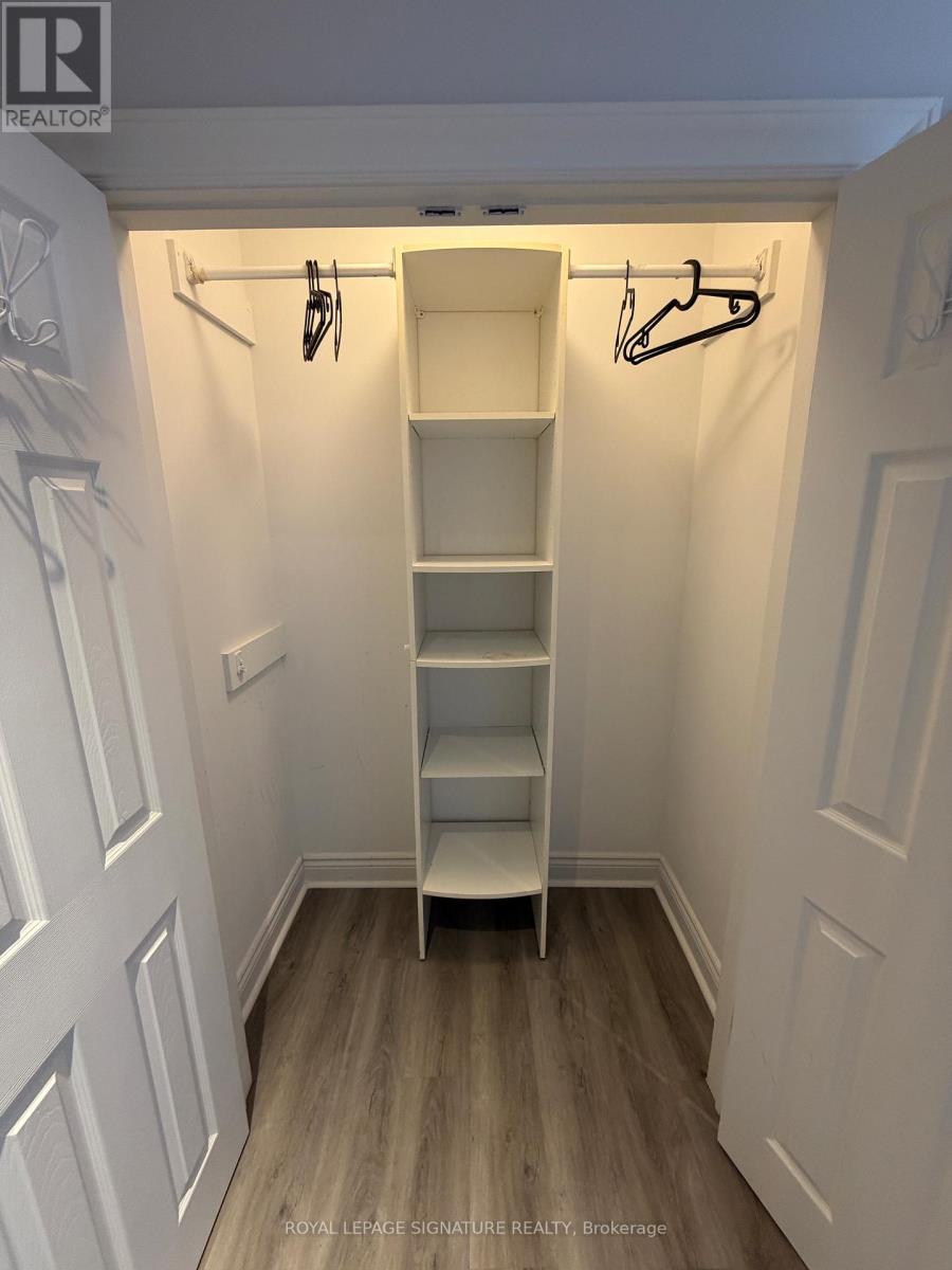 Upper - 2444 Danforth Avenue, Toronto, Ontario  M4C 1K9 - Photo 11 - E12675452