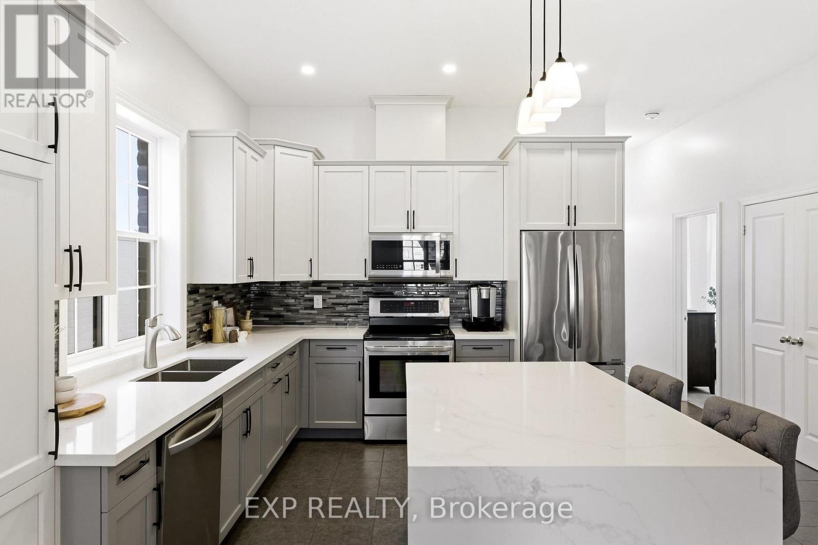 726 Elmer Hutton Street, Cobourg, Ontario  K9A 0K9 - Photo 11 - X13028428