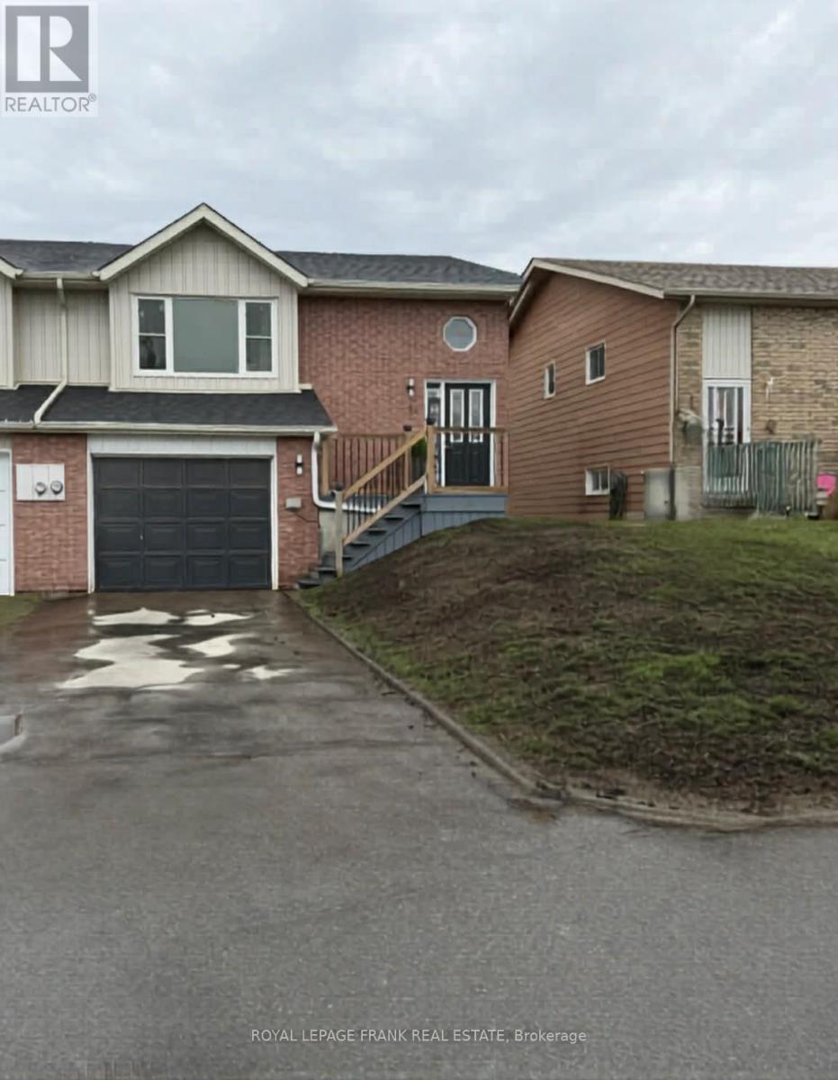 21 BIRCH CRESCENT, Kawartha Lakes, Ontario