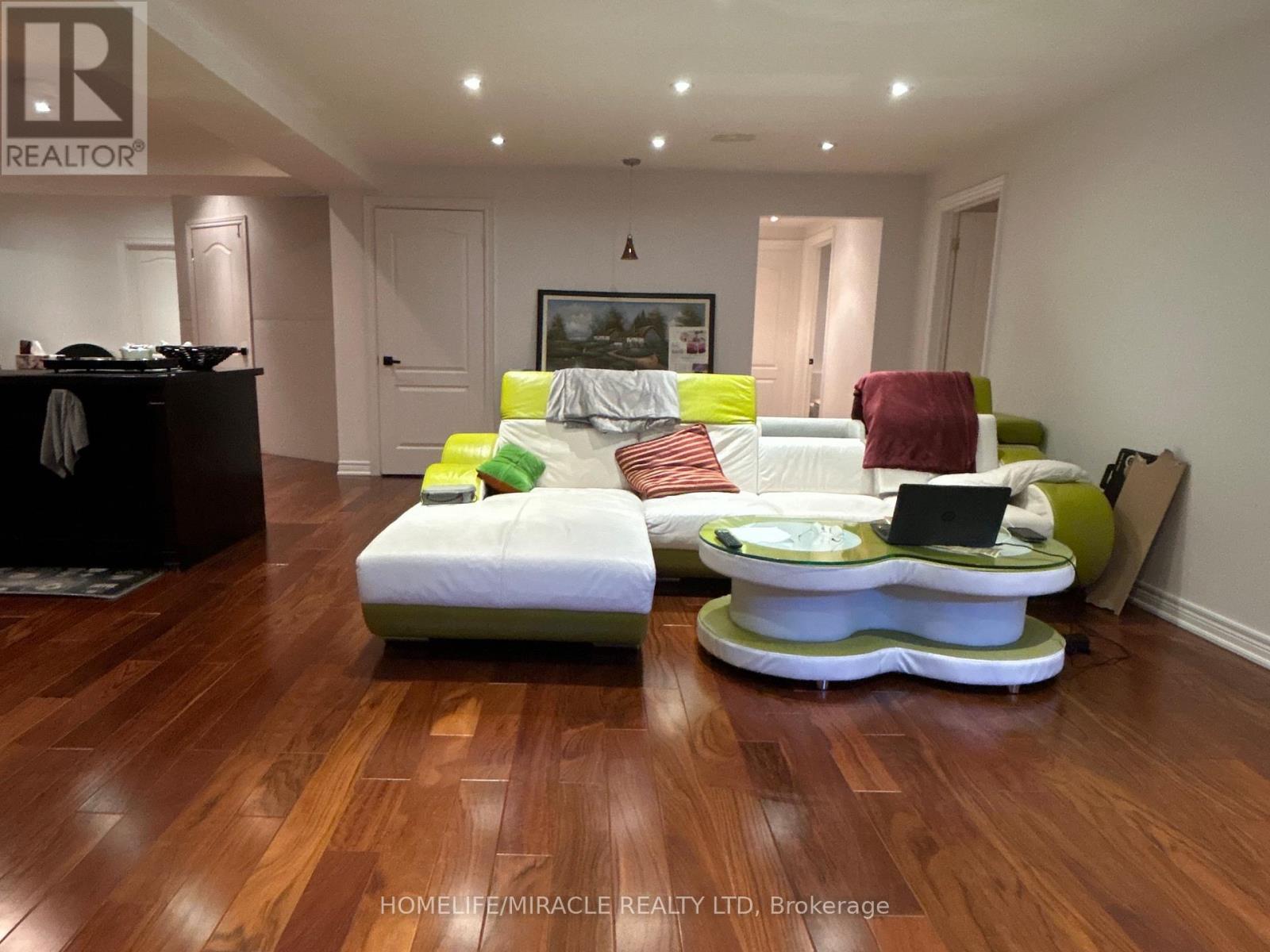 74 Colonel Bertram Road, Brampton, Ontario  L6Z 4A8 - Photo 2 - W13016332