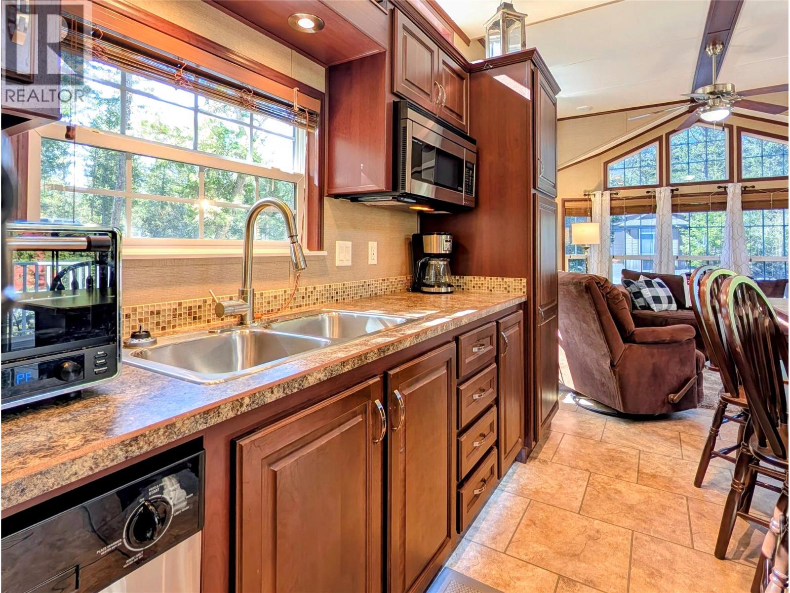 5478 Highway 93/95 Unit# 19, Fairmont Hot Springs, British Columbia  V0B 1L1 - Photo 15 - 10384580