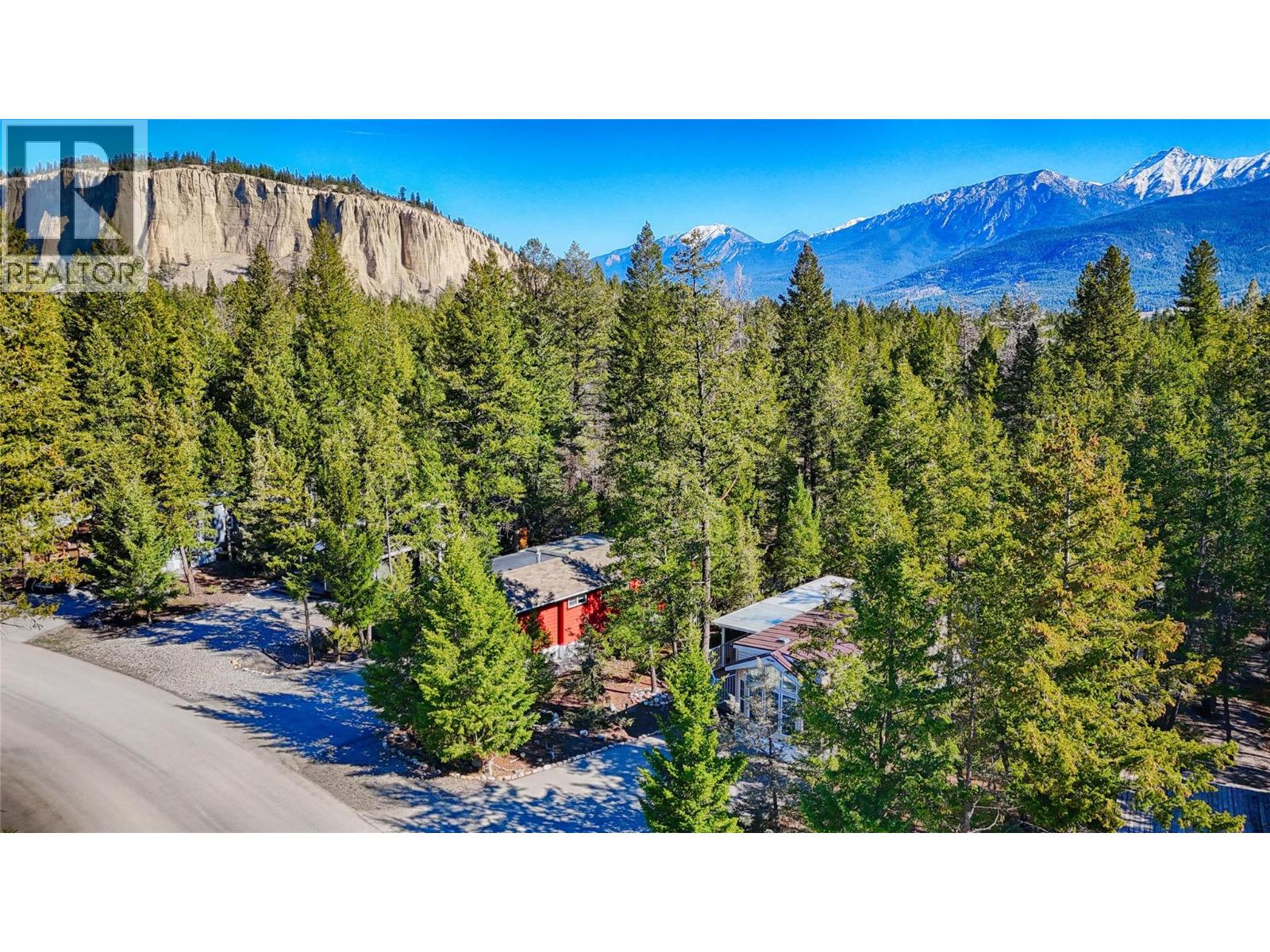 5478 Highway 93/95 Unit# 19, Fairmont Hot Springs, British Columbia  V0B 1L1 - Photo 3 - 10384580