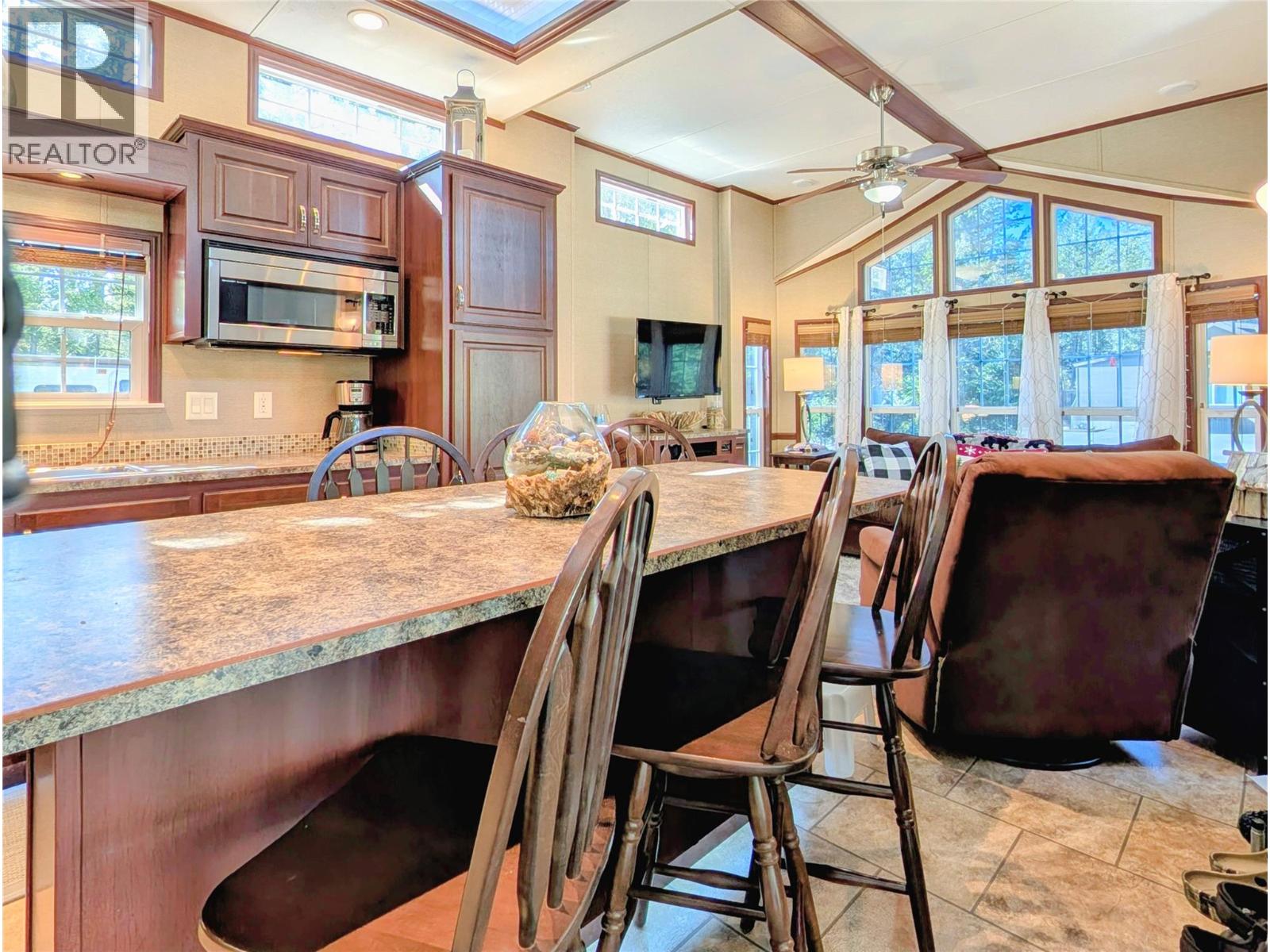 5478 Highway 93/95 Unit# 19, Fairmont Hot Springs, British Columbia  V0B 1L1 - Photo 6 - 10384580