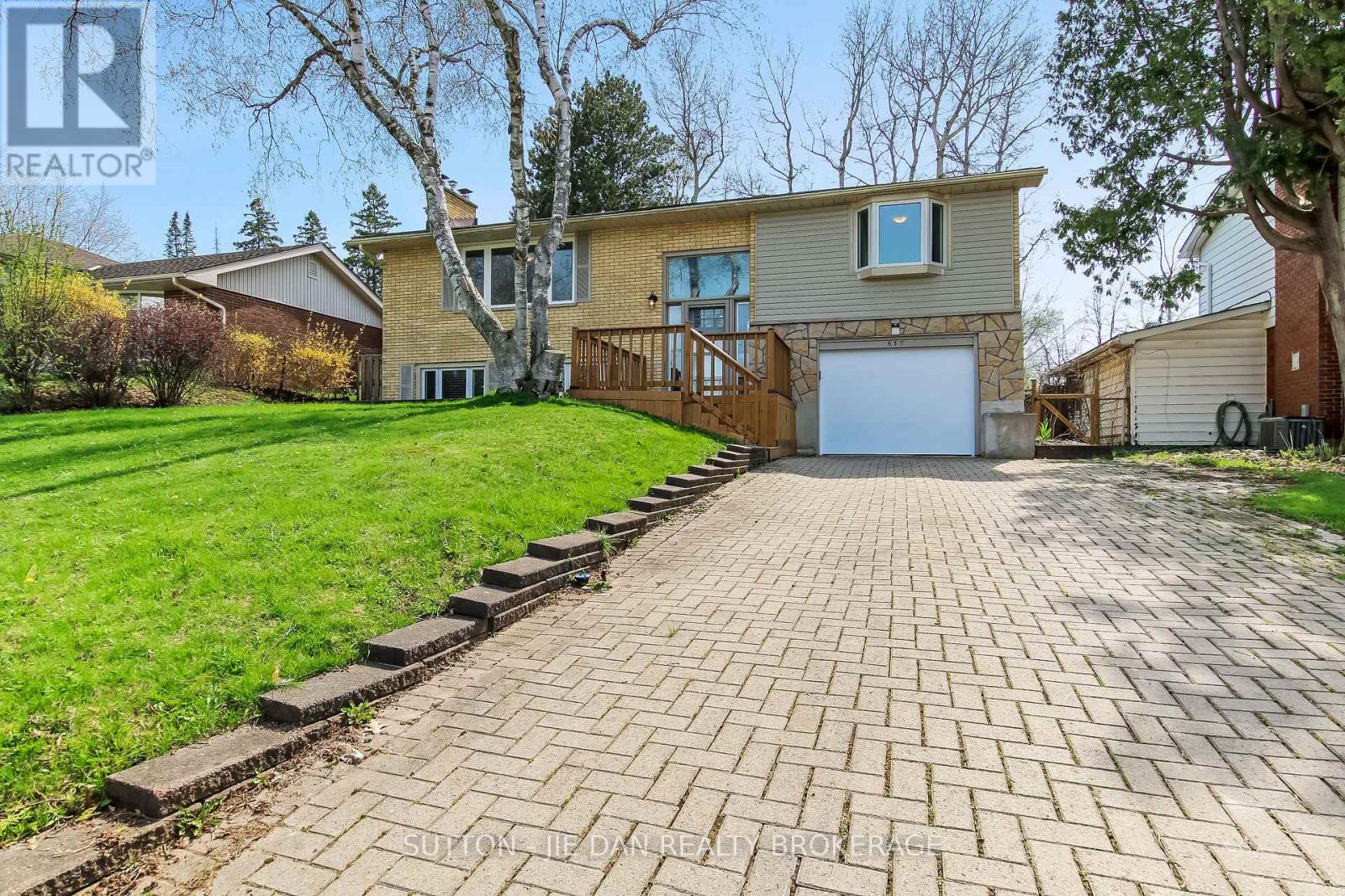 637 Jason Crescent, London South, Ontario  N6J 3E5 - Photo 4 - X13044776