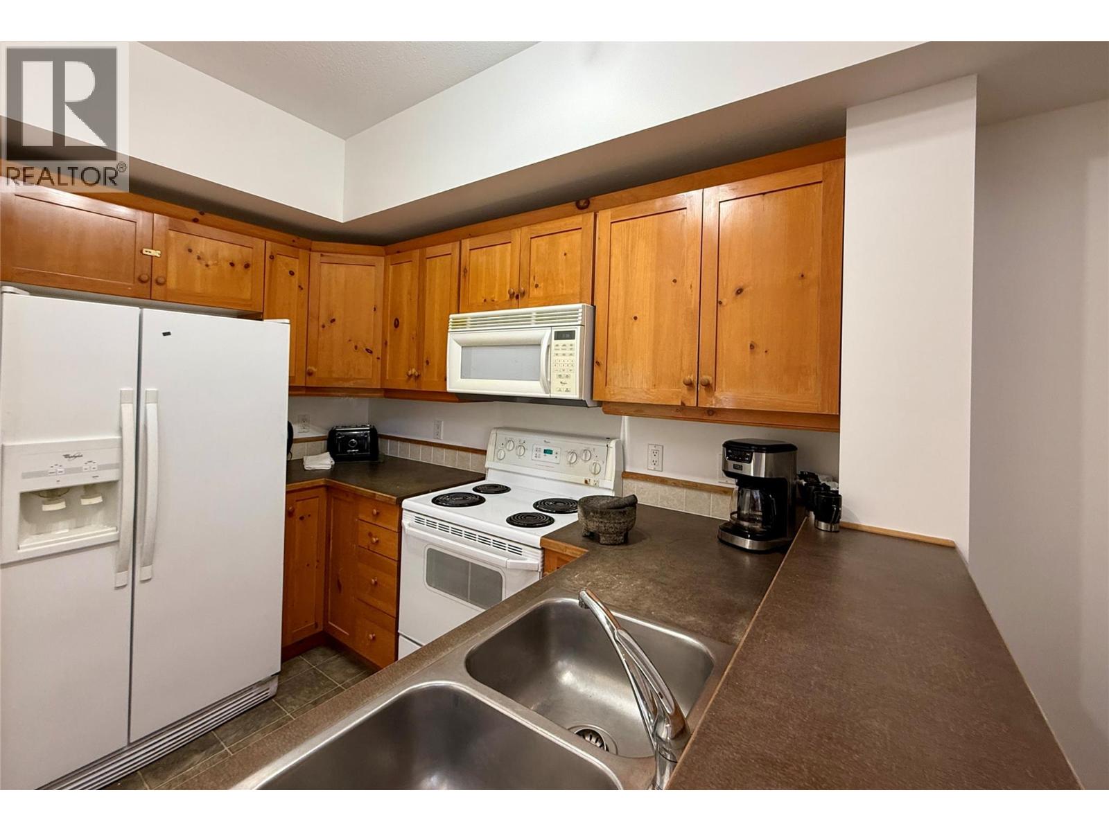 300 Stemwinder Drive Unit# 210, Kimberley, British Columbia  V1A 2Y5 - Photo 25 - 10370356