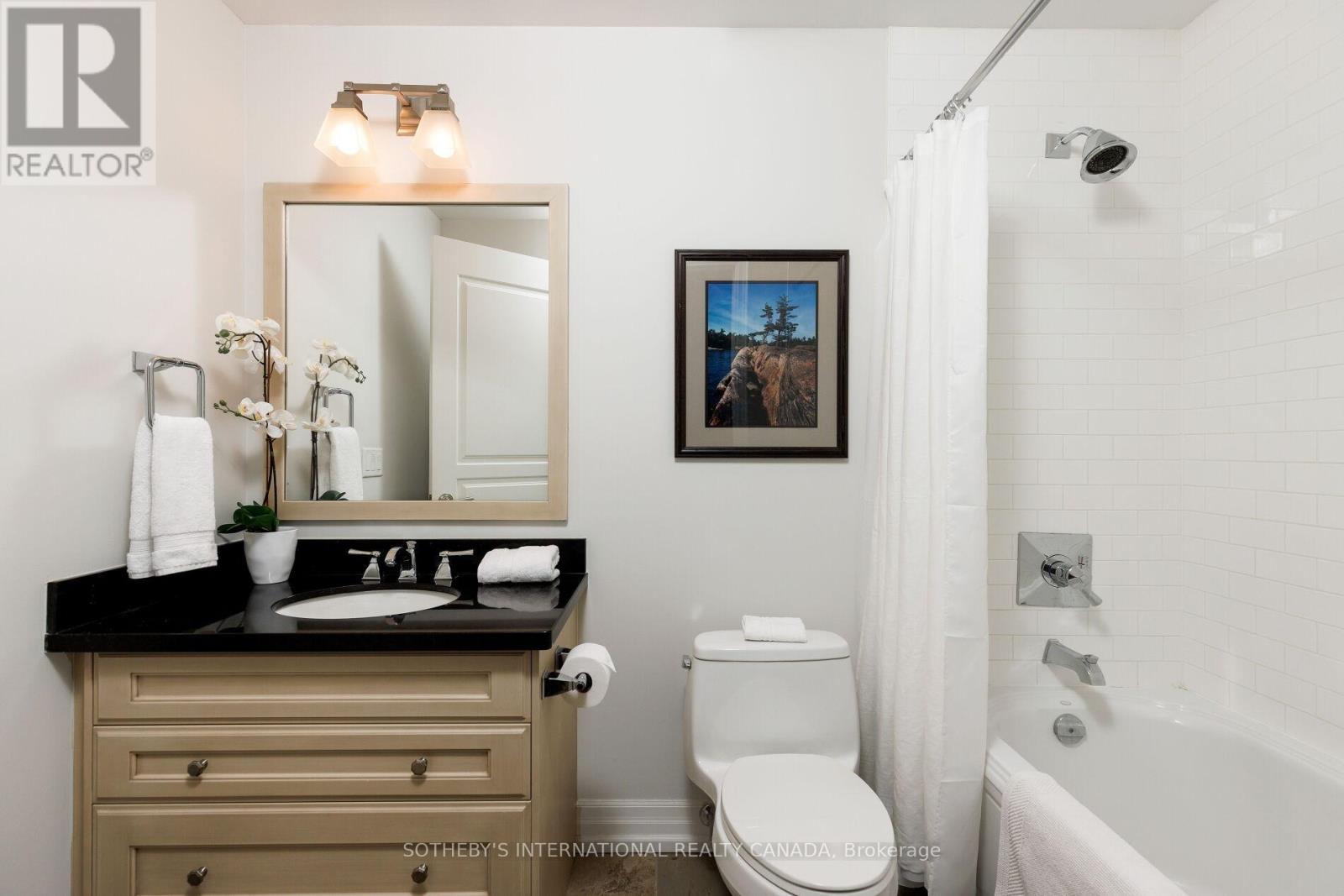 225 - 21 Burkebrook Place, Toronto, Ontario  M4G 0A2 - Photo 17 - C12886952