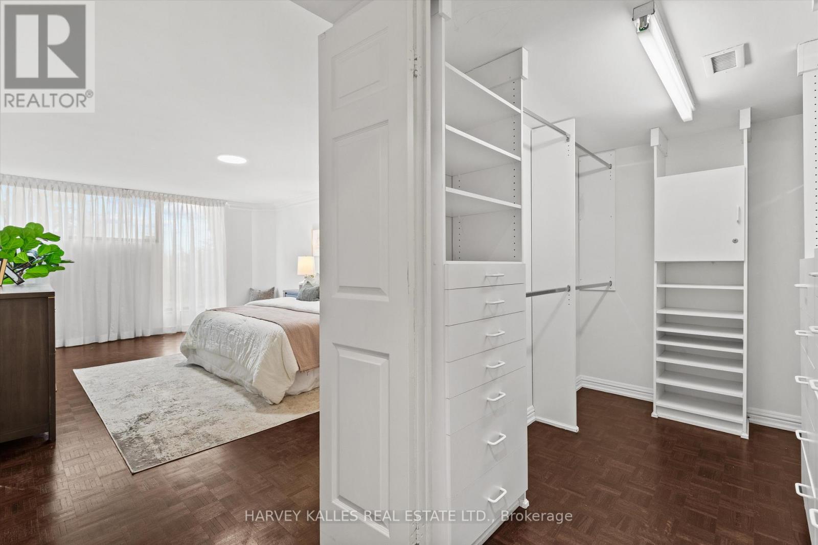 201 - 3900 Yonge Street, Toronto, Ontario  M4N 3N6 - Photo 17 - C13042934