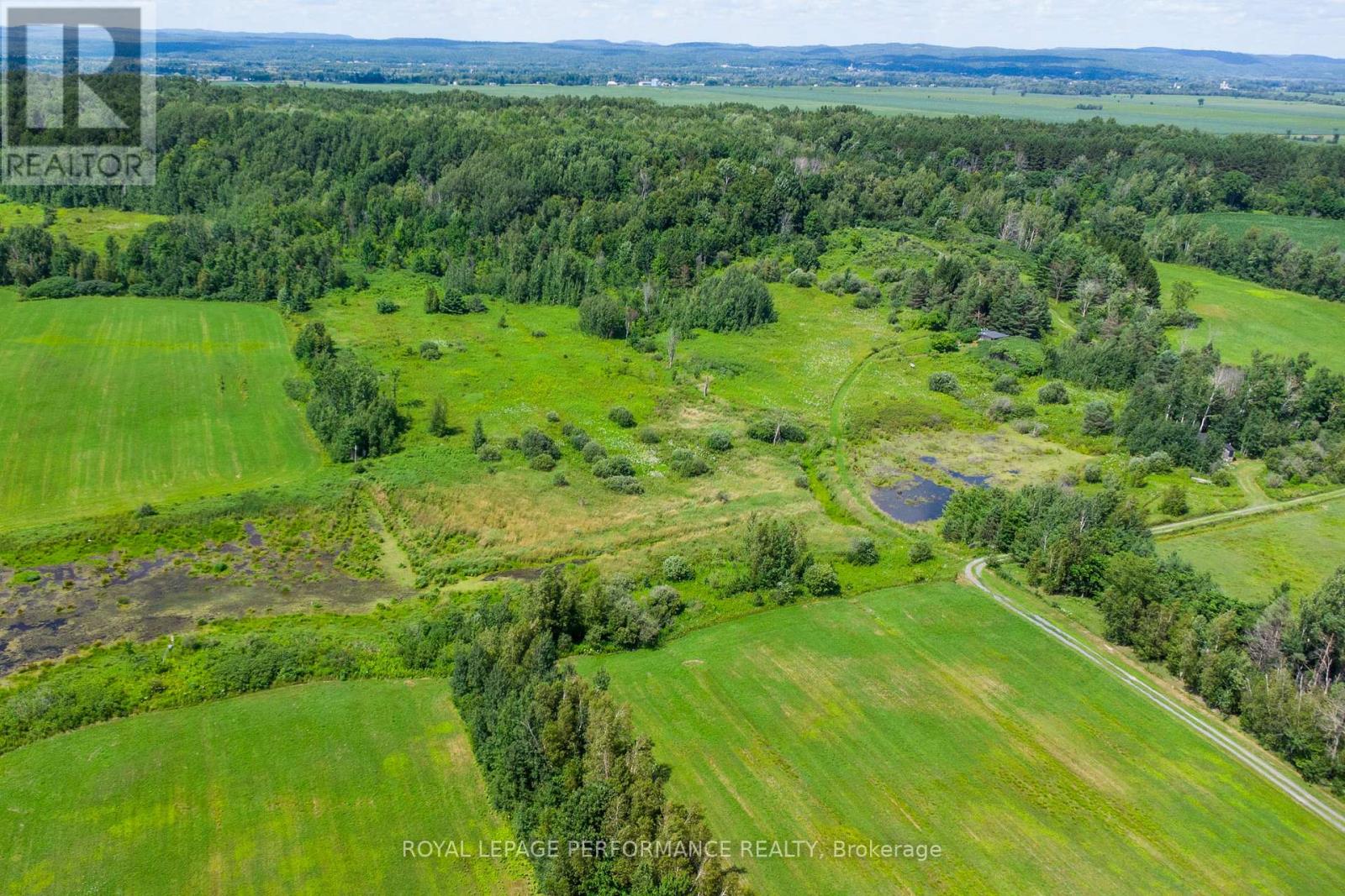 N/a (Part Lot 16, Con 2) County 17 Road, Alfred And Plantagenet, Ontario  K0B 1L0 - Photo 5 - X12299888