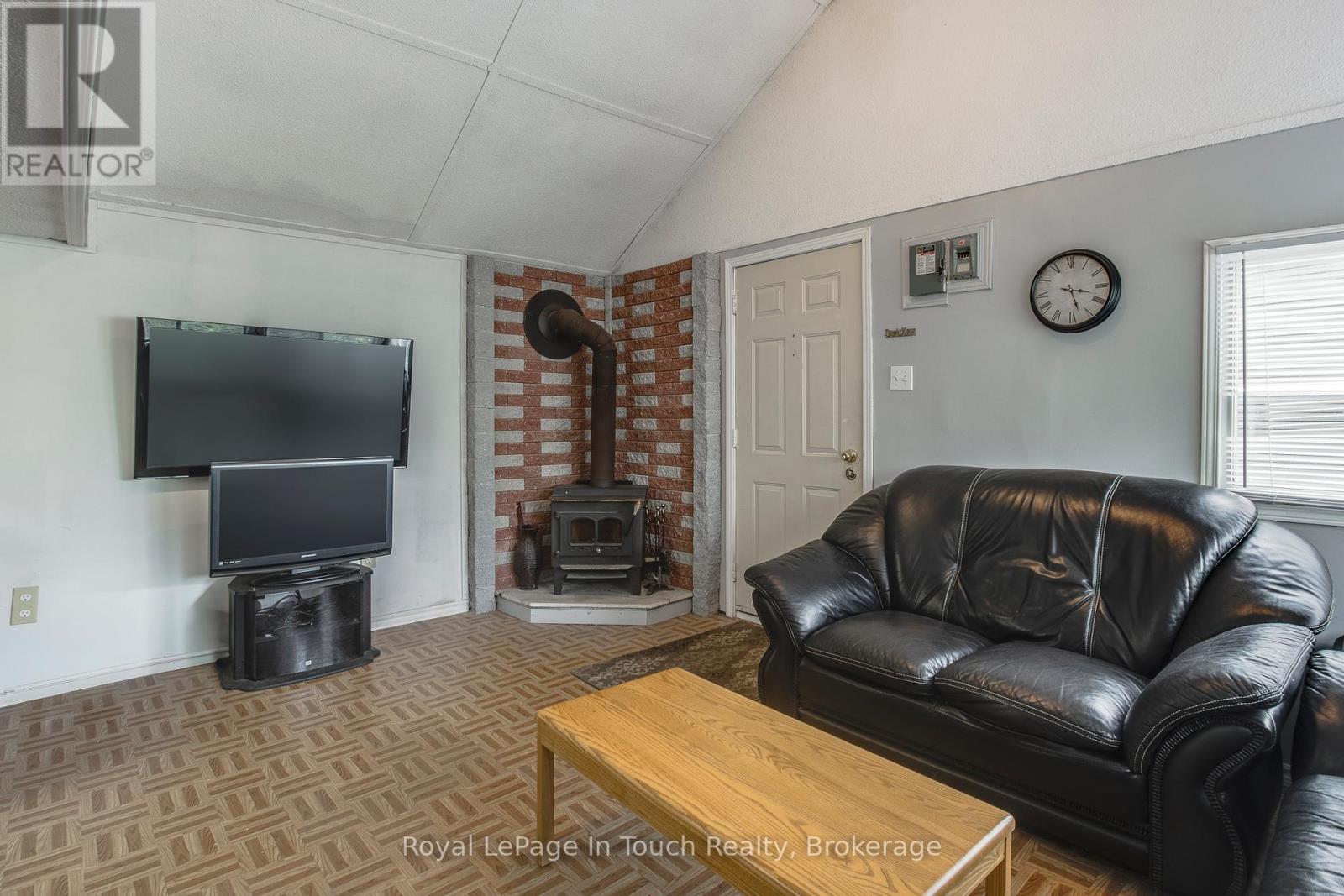 35 Tiny Beaches Road S, Tiny, Ontario  L0L 2J0 - Photo 26 - S13044744