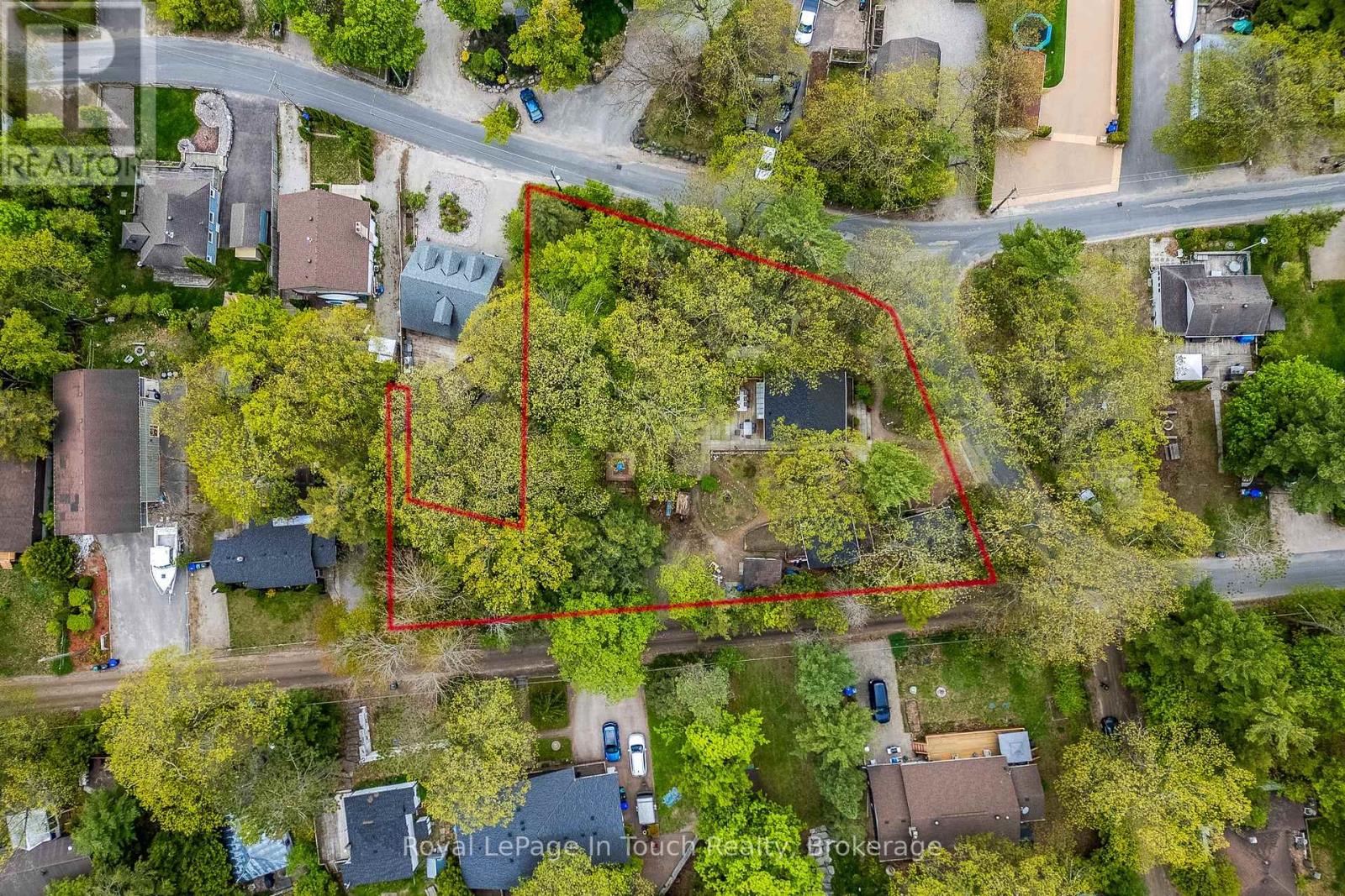 35 Tiny Beaches Road S, Tiny, Ontario  L0L 2J0 - Photo 5 - S13044744