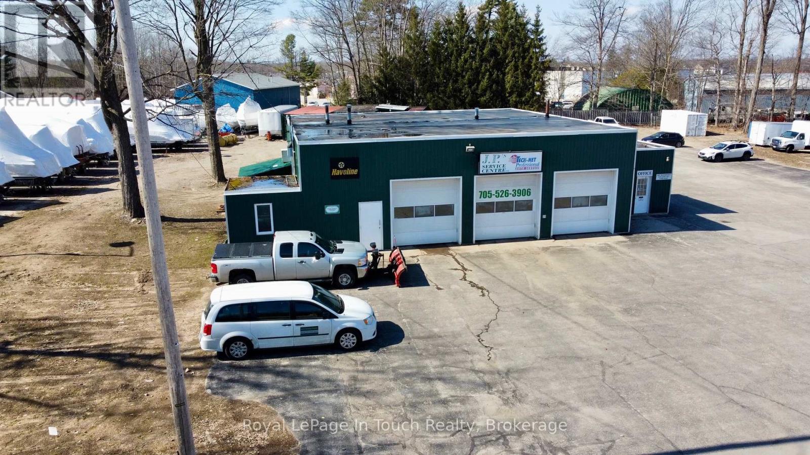 750 Balm Beach Road E, Midland, Ontario  L4R 4K4 - Photo 4 - S13044768