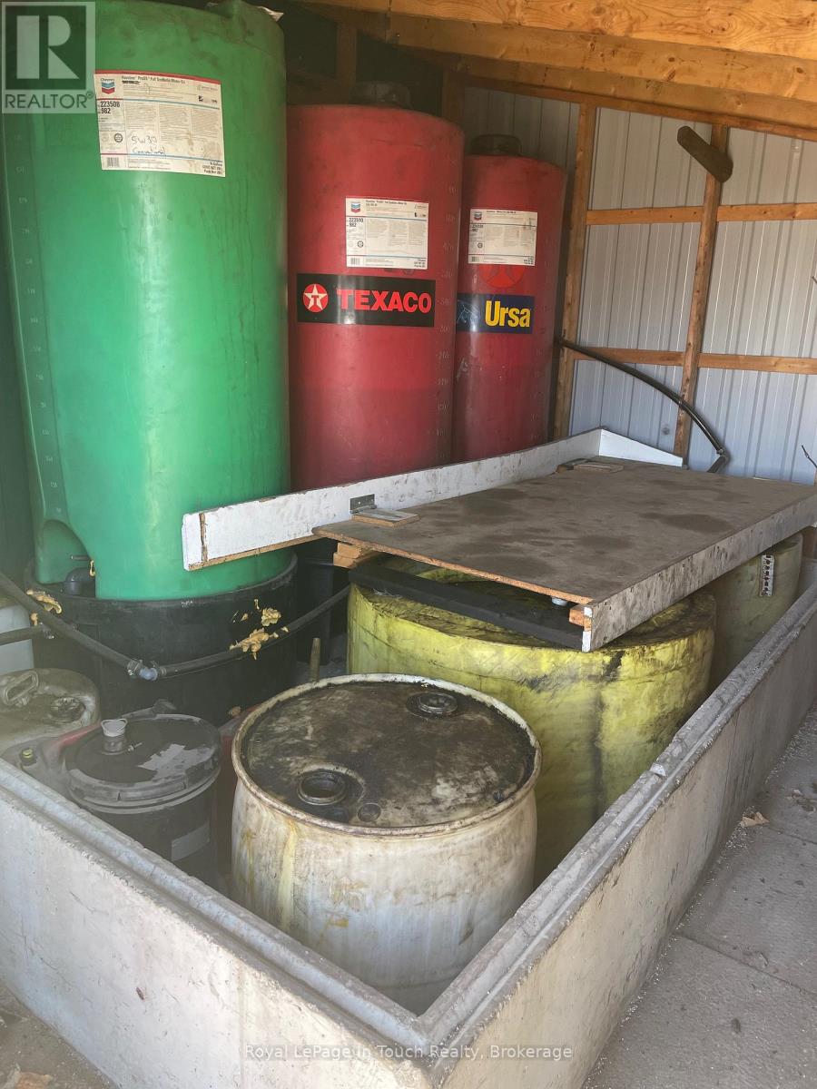 750 Balm Beach Road E, Midland, Ontario  L4R 4K4 - Photo 7 - S13044768