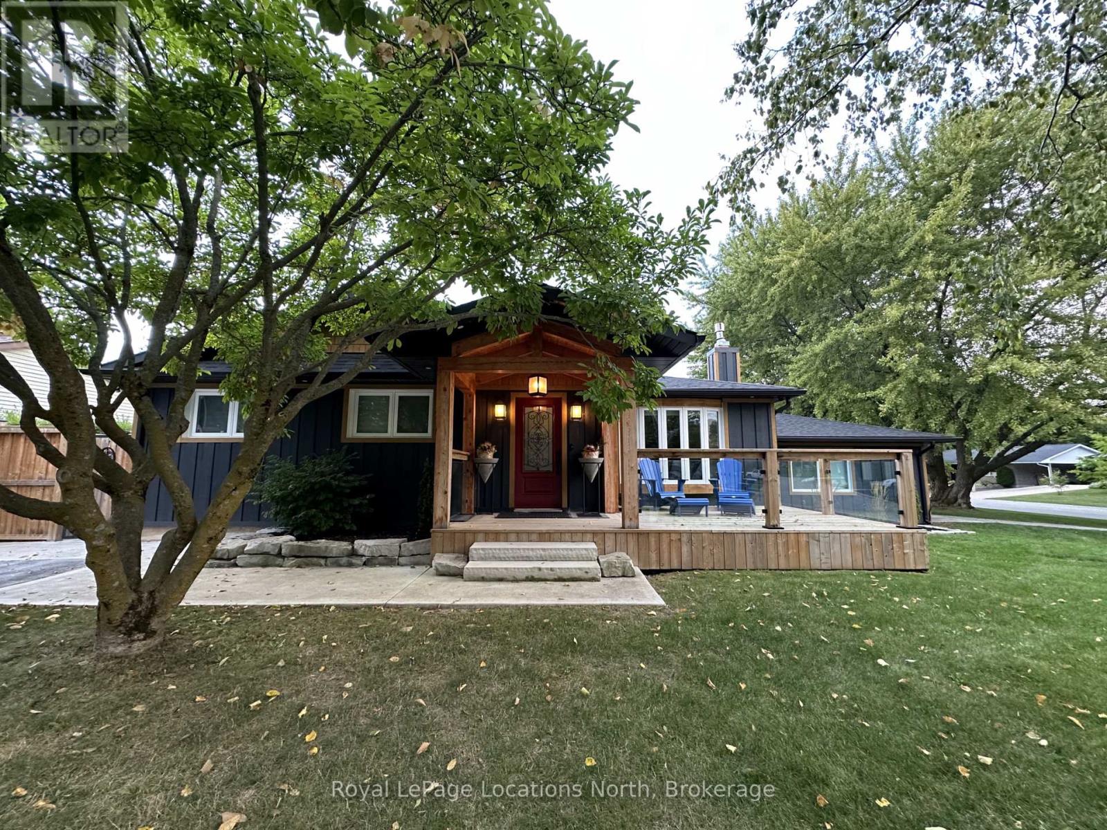 128 ORCHARD DRIVE, Blue Mountains, Ontario