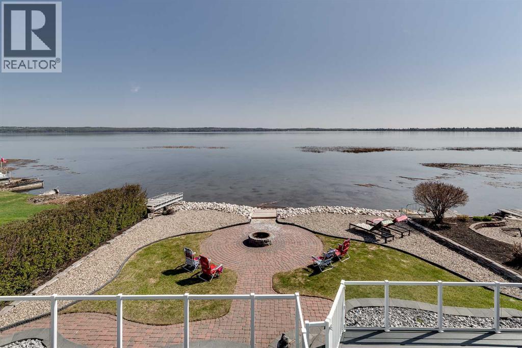 384 Marina Bay Place, Sylvan Lake, Alberta  T4S 1E9 - Photo 19 - A2287063