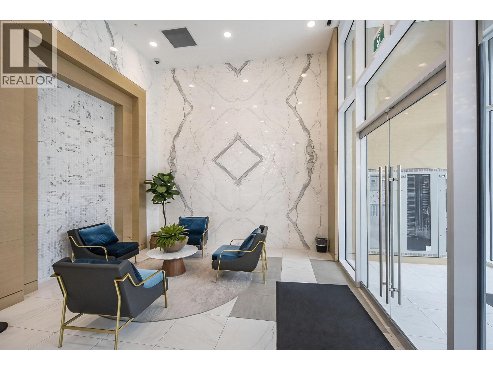 702 4458 Beresford Street, Burnaby, British Columbia  V5H 0J1 - Photo 3 - R3114423