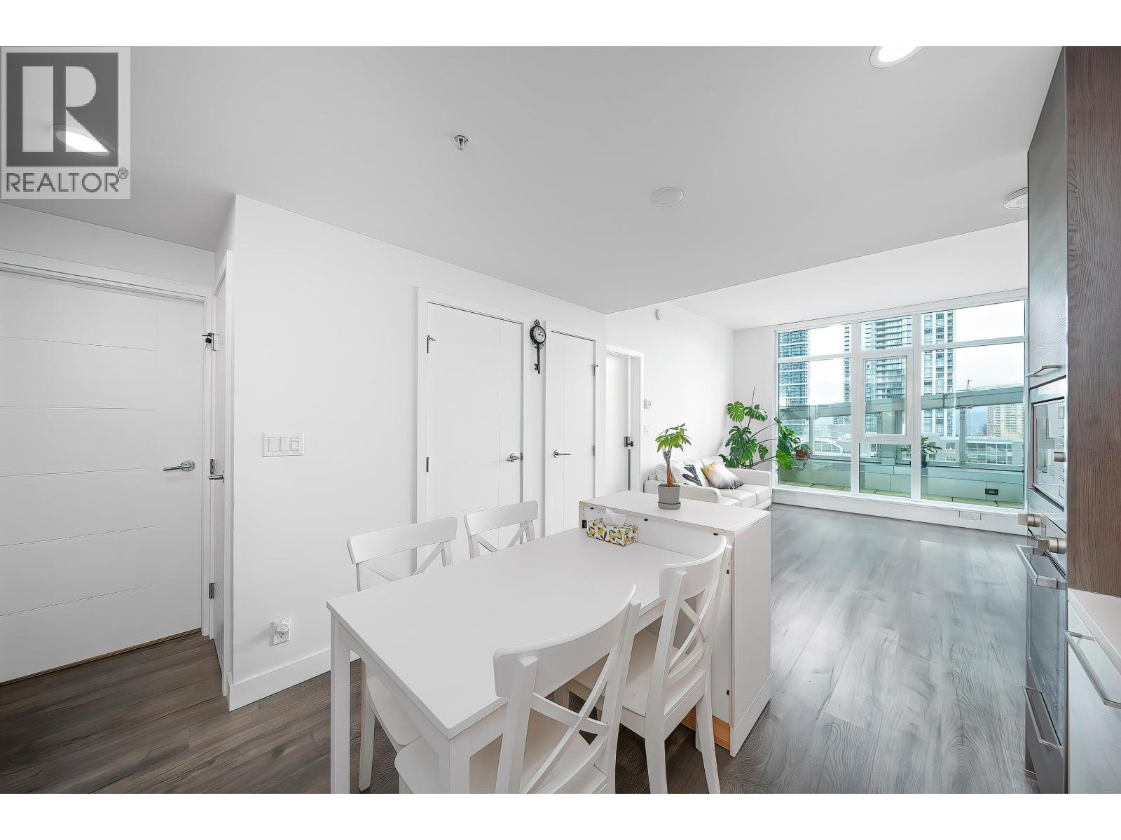 702 4458 Beresford Street, Burnaby, British Columbia  V5H 0J1 - Photo 13 - R3114423