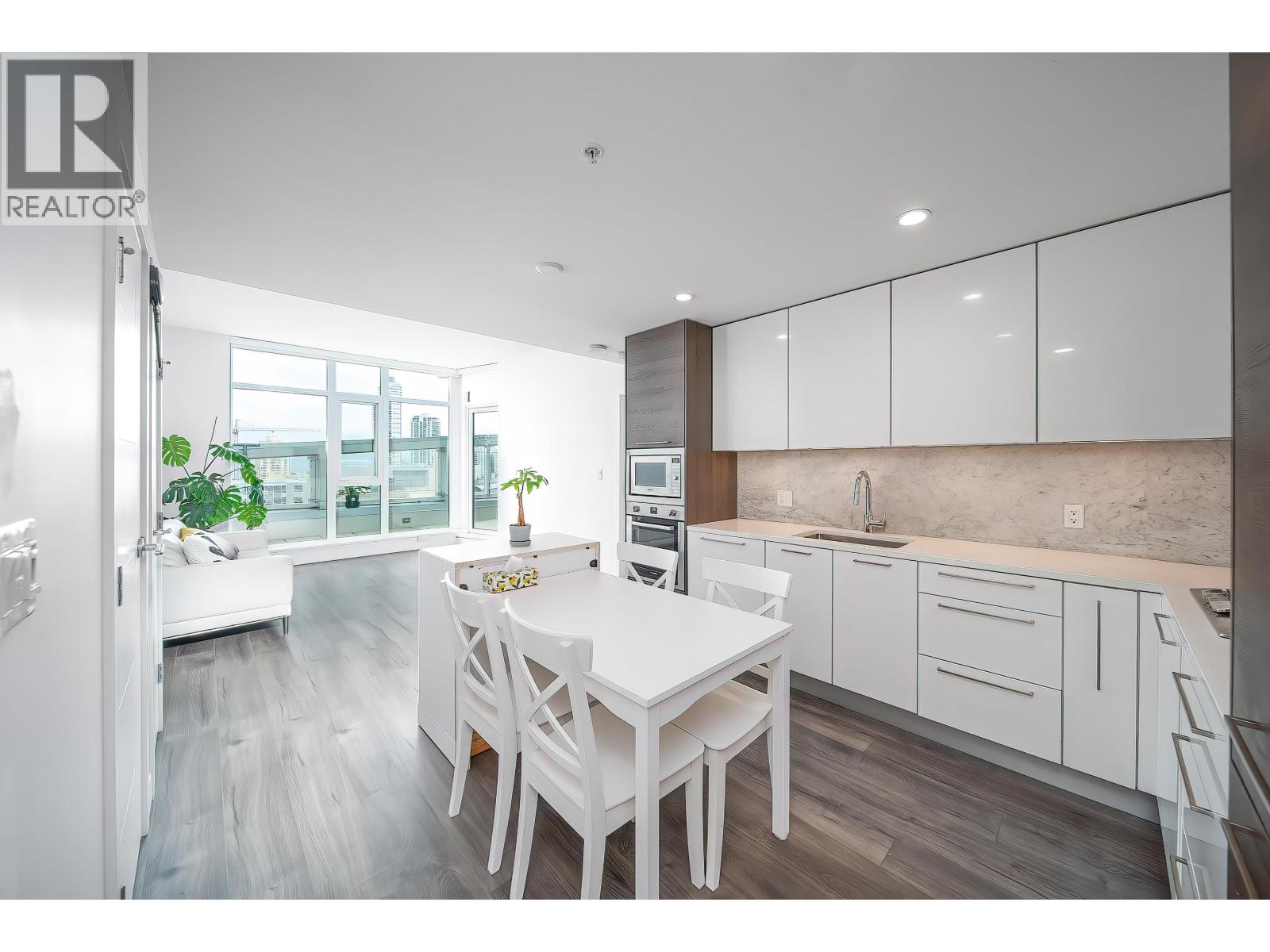 702 4458 Beresford Street, Burnaby, British Columbia  V5H 0J1 - Photo 10 - R3114423