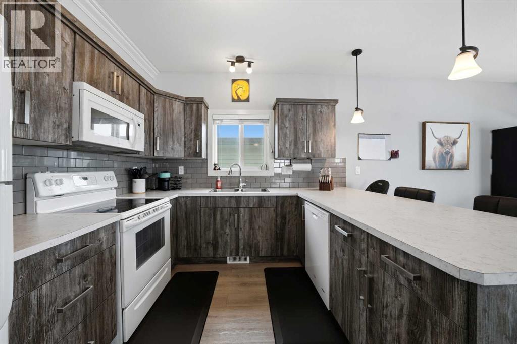 A & B, 58 Valmont Street, Blackfalds, Alberta  T4M 0L2 - Photo 34 - A2298808