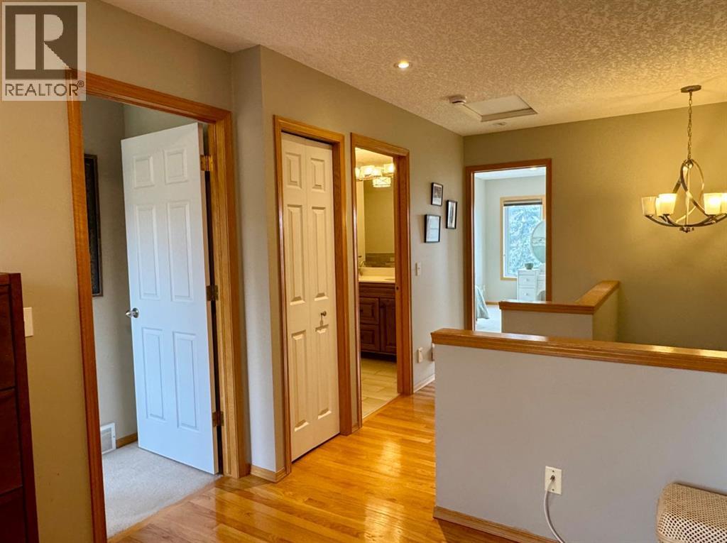 131 Patina Rise SW, Calgary, Alberta  T3H 3R5 - Photo 19 - A2302251