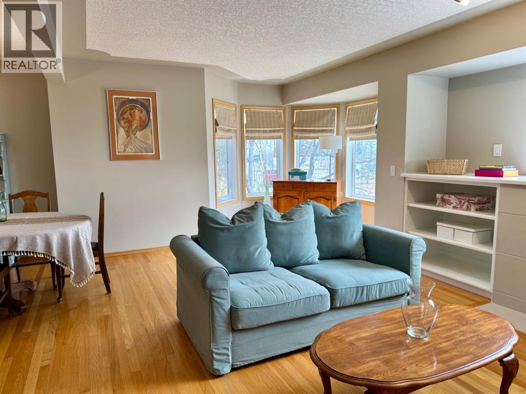 131 Patina Rise SW, Calgary, Alberta  T3H 3R5 - Photo 4 - A2302251