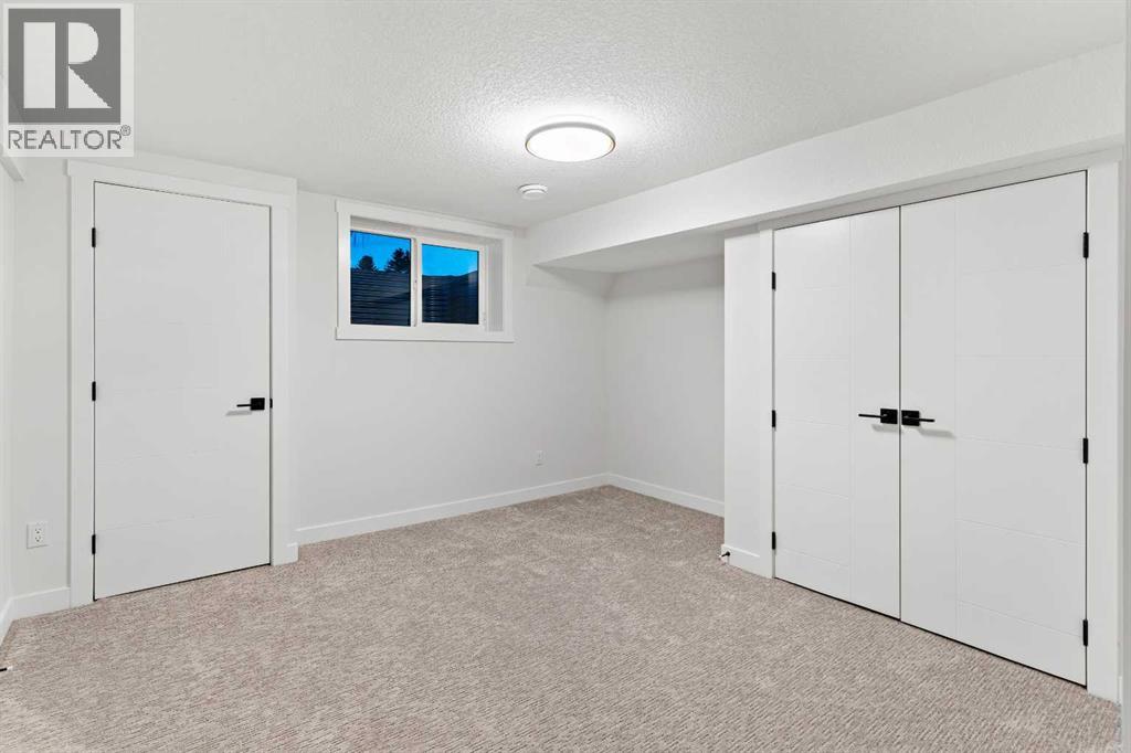 1731 111 Avenue SW, Calgary, Alberta  T2W 1R6 - Photo 37 - A2303259