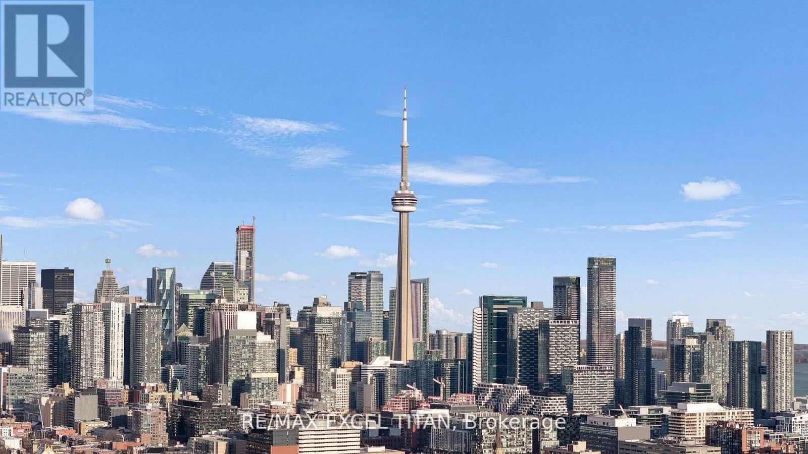 612 - 5 LAKEVIEW AVENUE, Toronto, Ontario