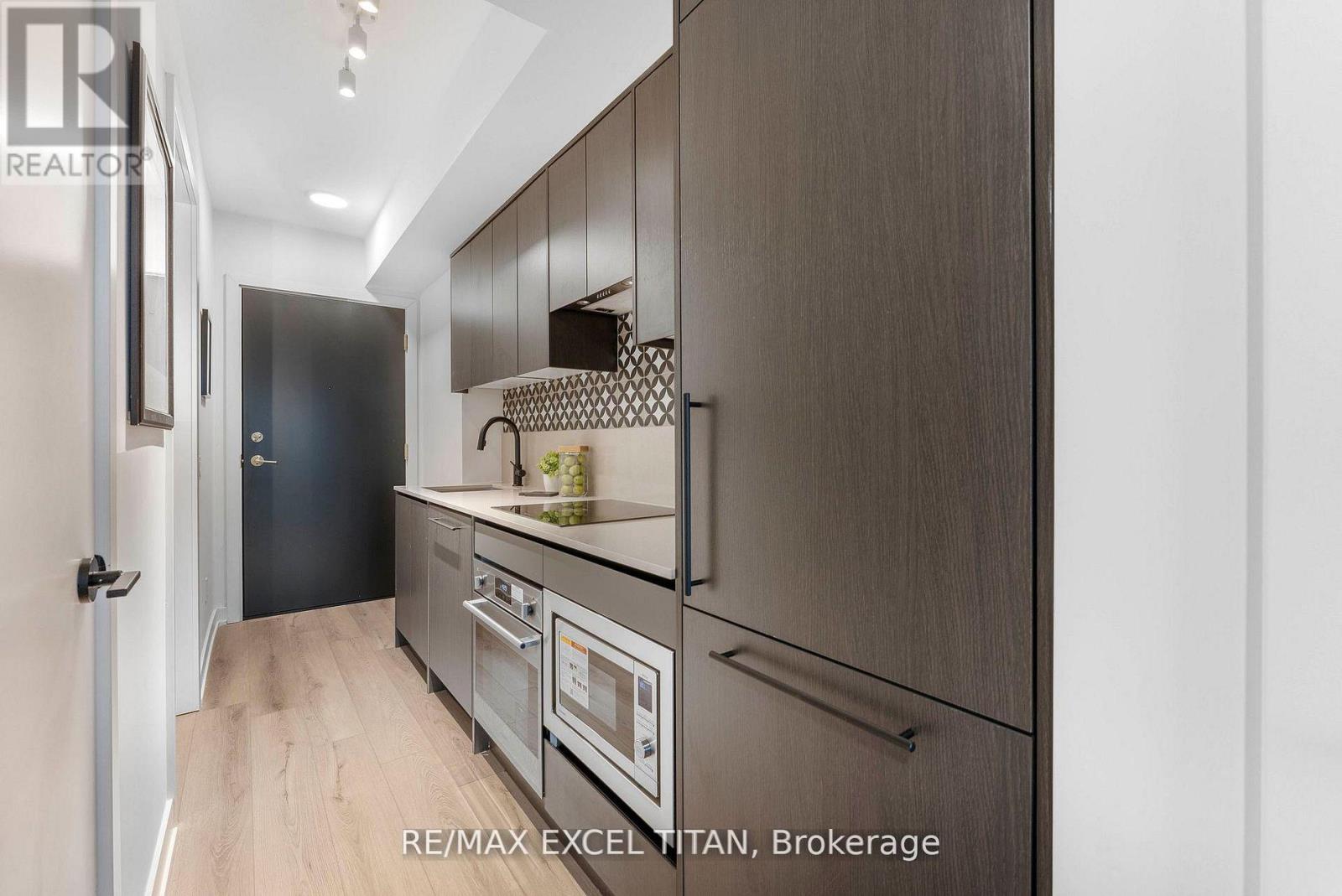 612 - 5 Lakeview Avenue, Toronto, Ontario  M6J 0H3 - Photo 11 - C13044820