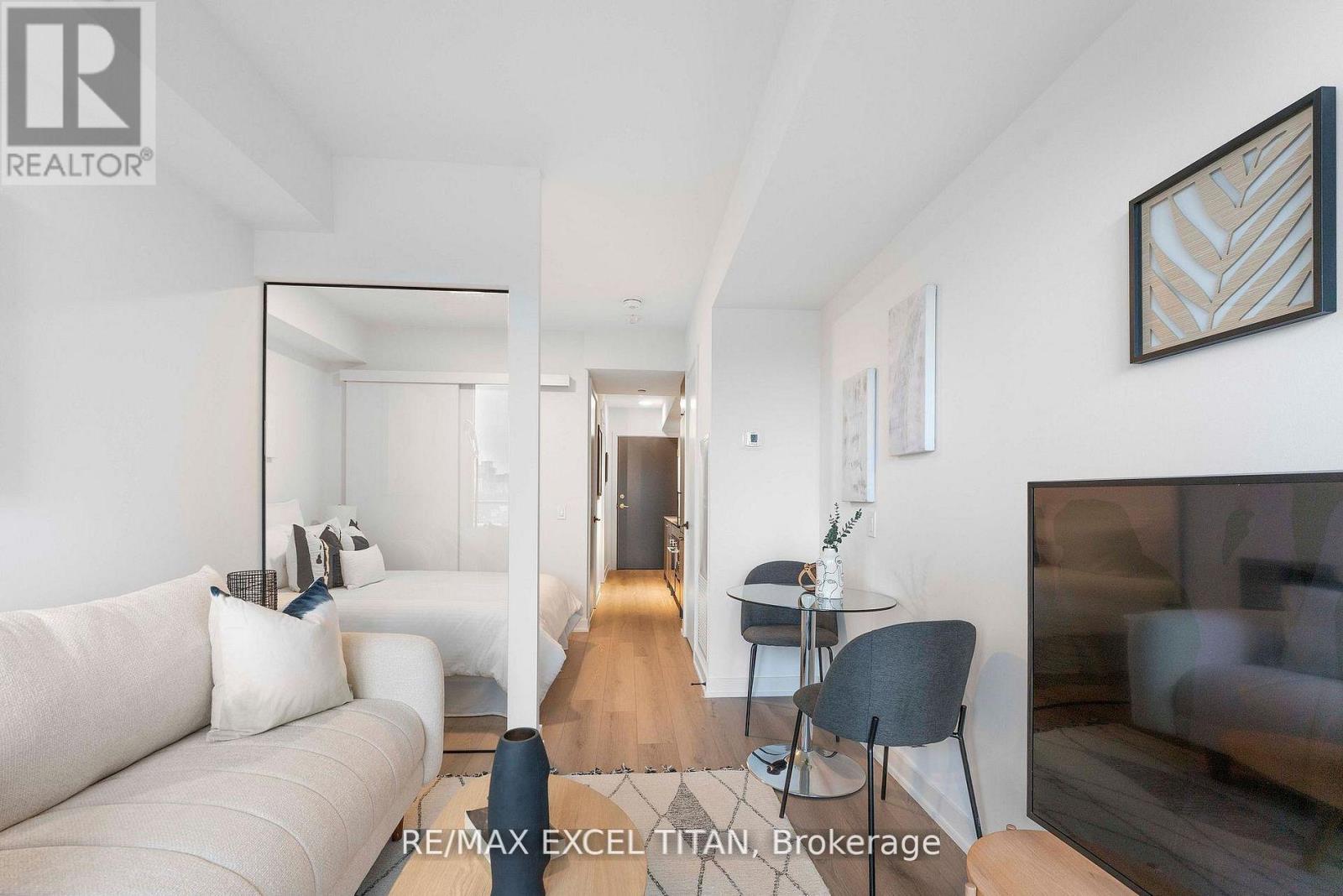 612 - 5 Lakeview Avenue, Toronto, Ontario  M6J 0H3 - Photo 19 - C13044820