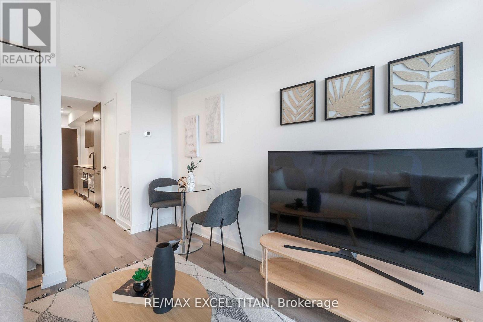 612 - 5 Lakeview Avenue, Toronto, Ontario  M6J 0H3 - Photo 20 - C13044820