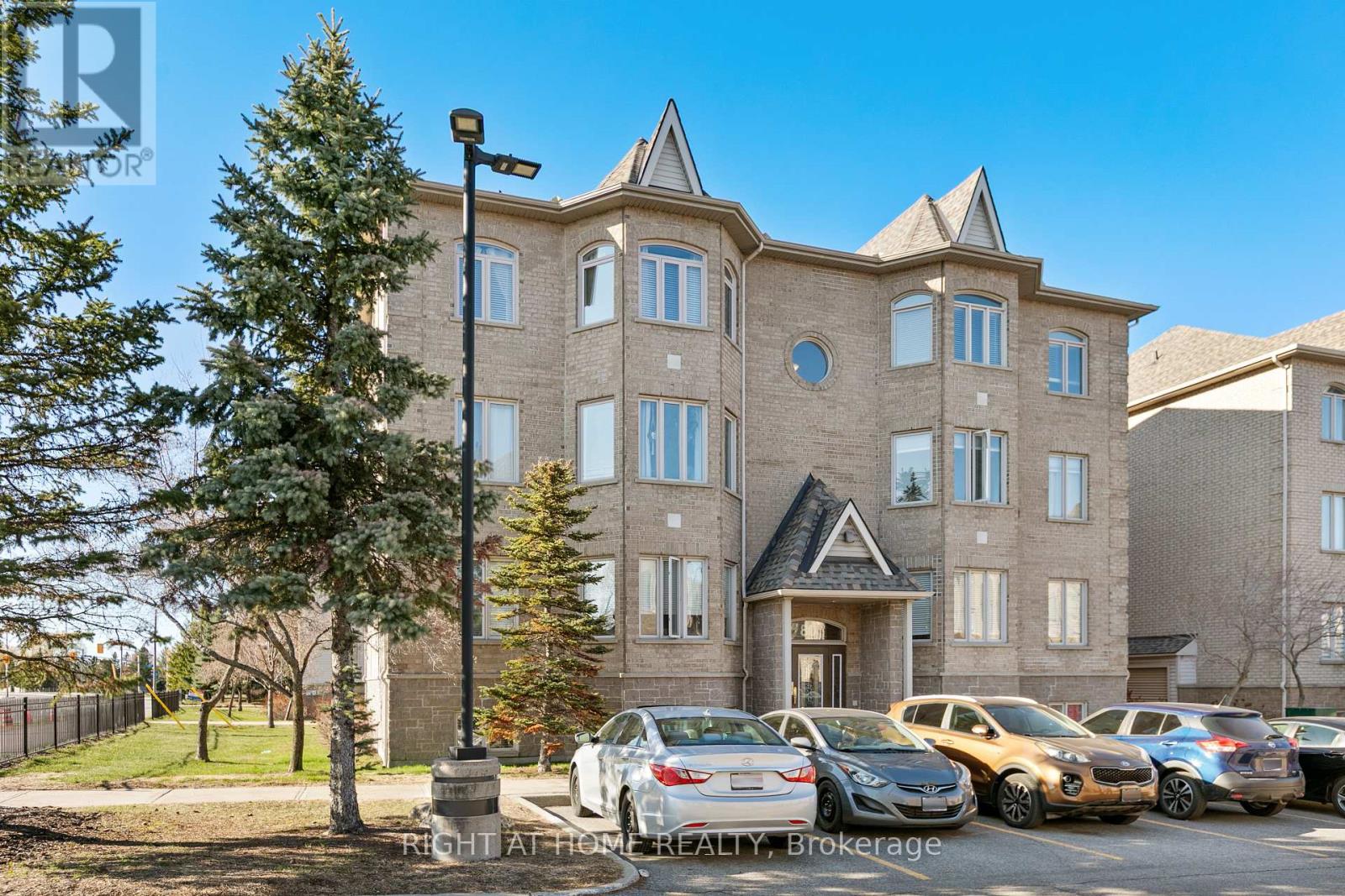 80 BRIARGATE PRIVATE, ottawa, Ontario