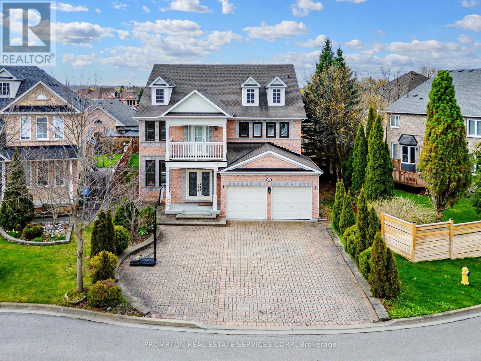 18 BRIDLEFORD COURT, Markham, Ontario