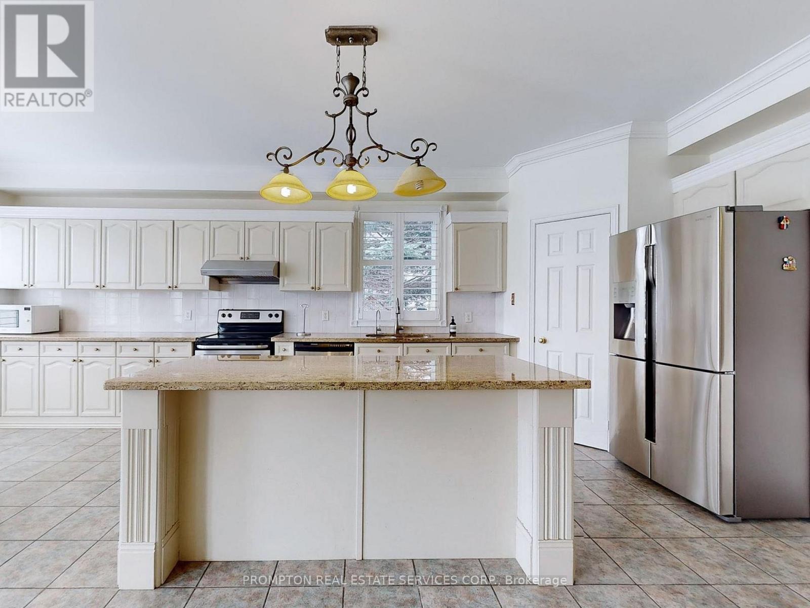 18 Bridleford Court, Markham, Ontario  L3P 7Z2 - Photo 11 - N13044774