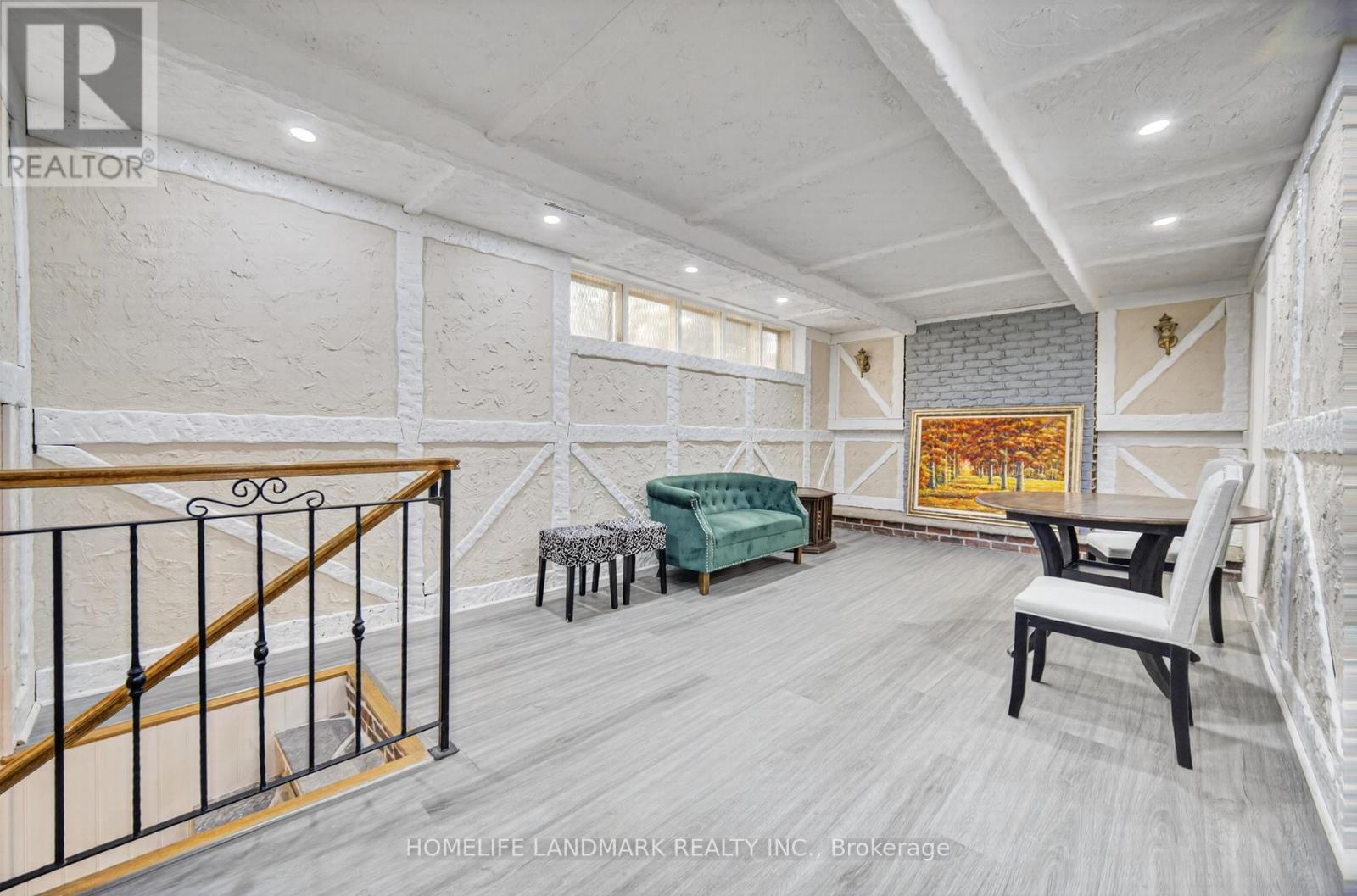 6 WILLOWGATE DRIVE, Markham, Ontario