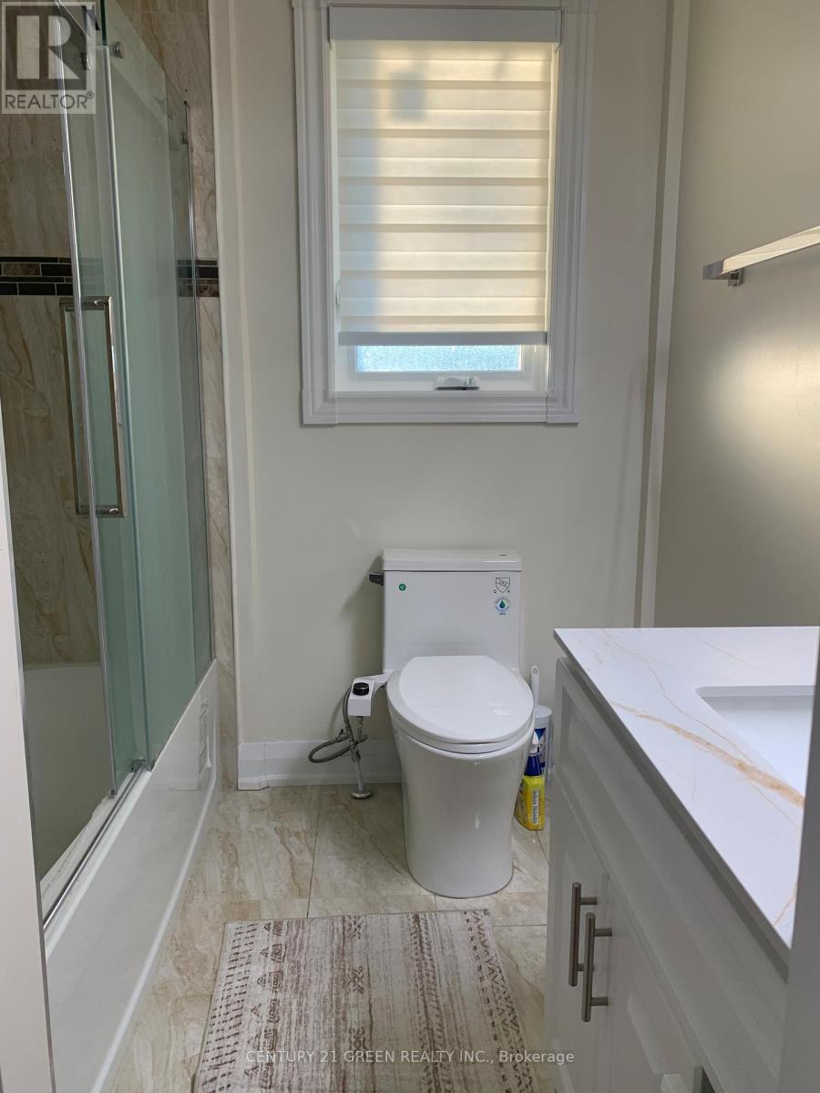 28 Parkway Avenue, Brampton, Ontario  L6X 2G4 - Photo 28 - W13037336